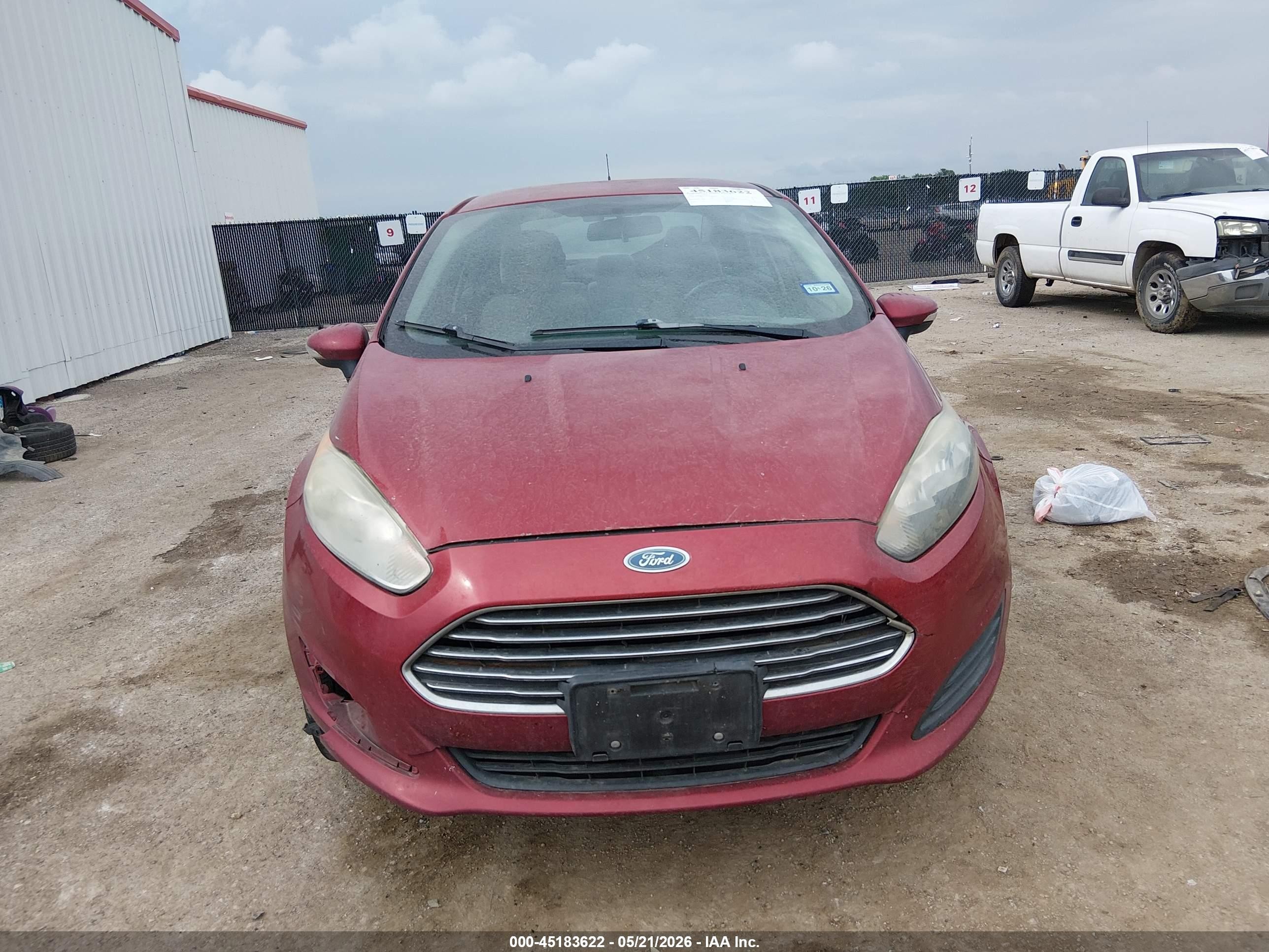 2015 Ford Fiesta Se Red vin: 3FADP4BJ3FM110515