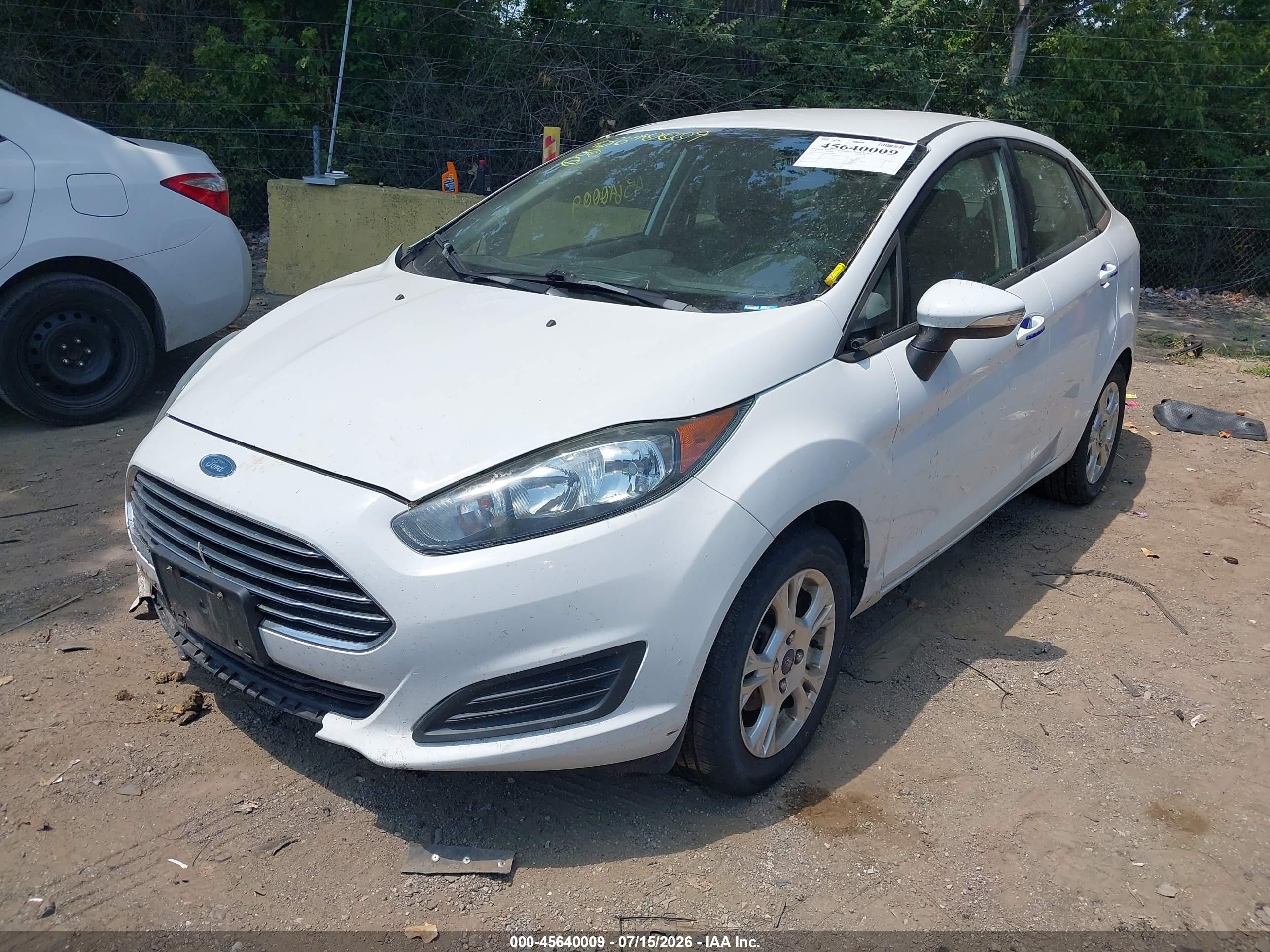 2015 Ford Fiesta Se White vin: 3FADP4BJ3FM114838