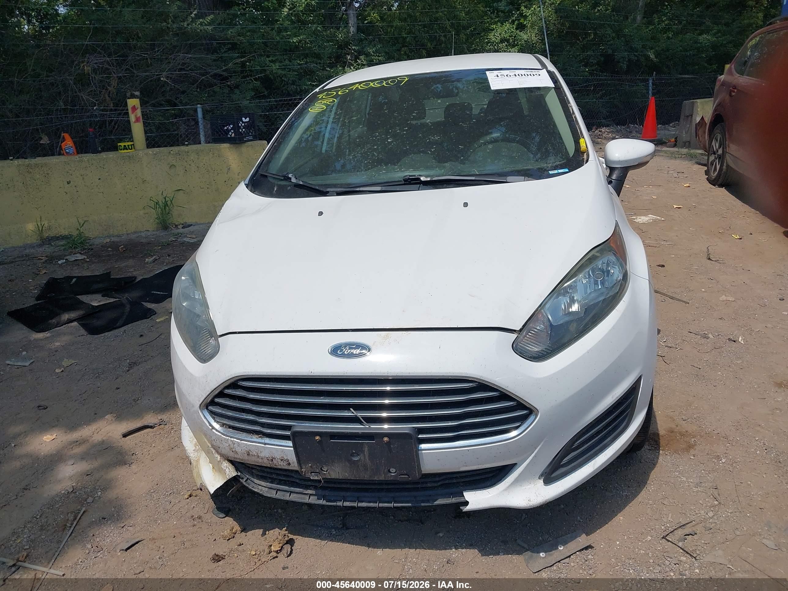 2015 Ford Fiesta Se White vin: 3FADP4BJ3FM114838