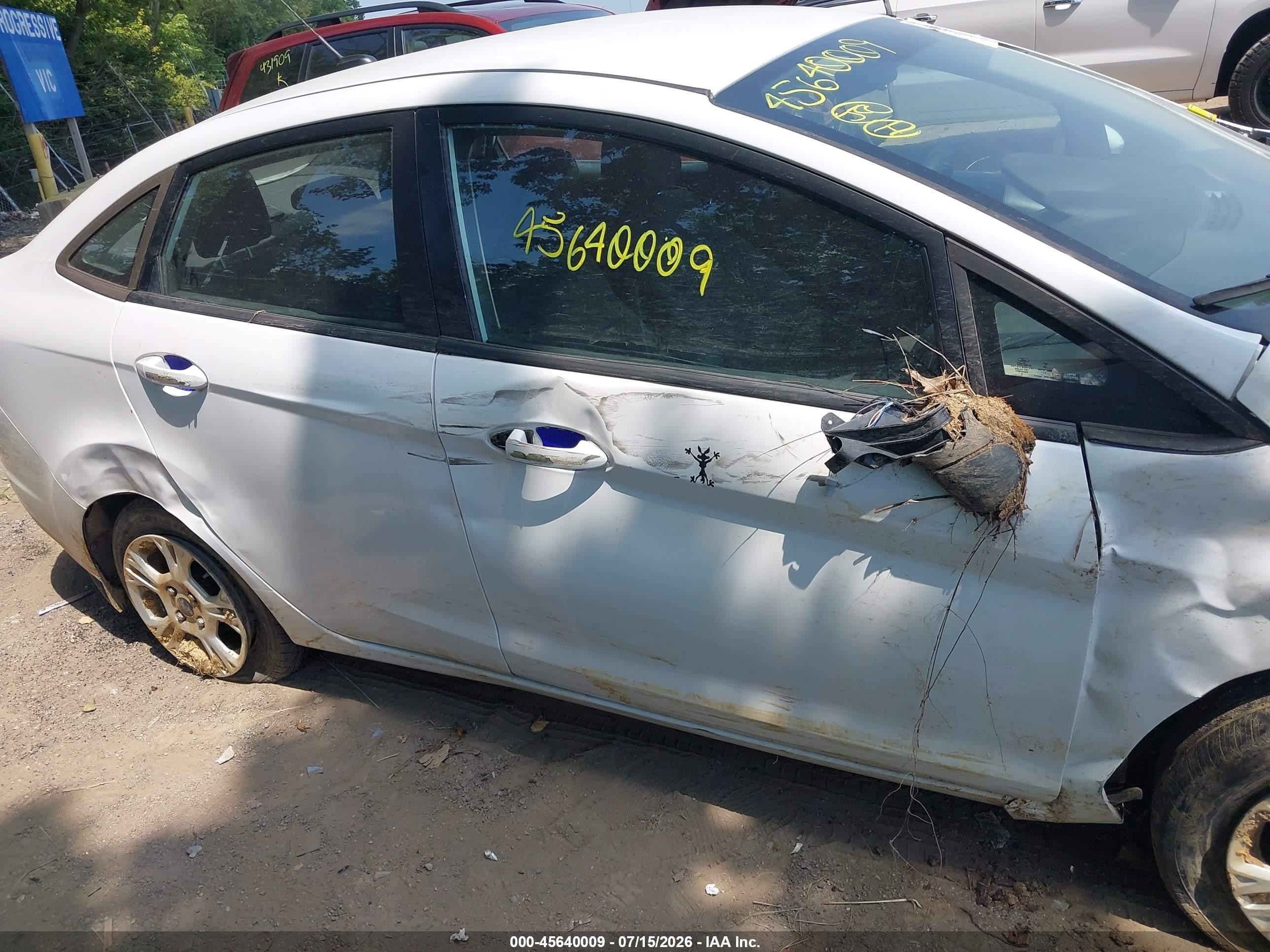 2015 Ford Fiesta Se White vin: 3FADP4BJ3FM114838