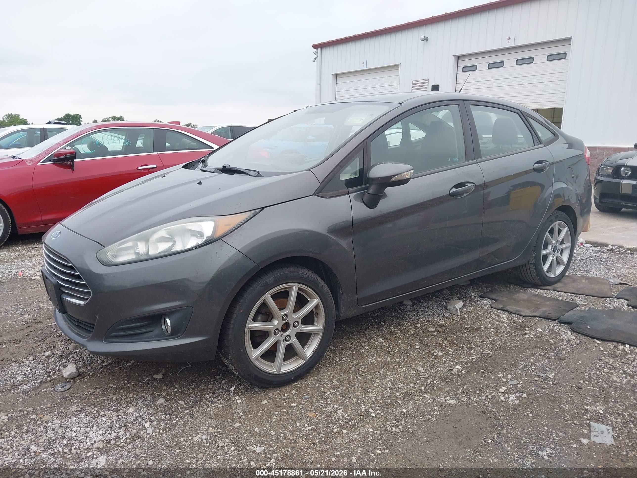 2015 Ford Fiesta Se Gray vin: 3FADP4BJ3FM200568