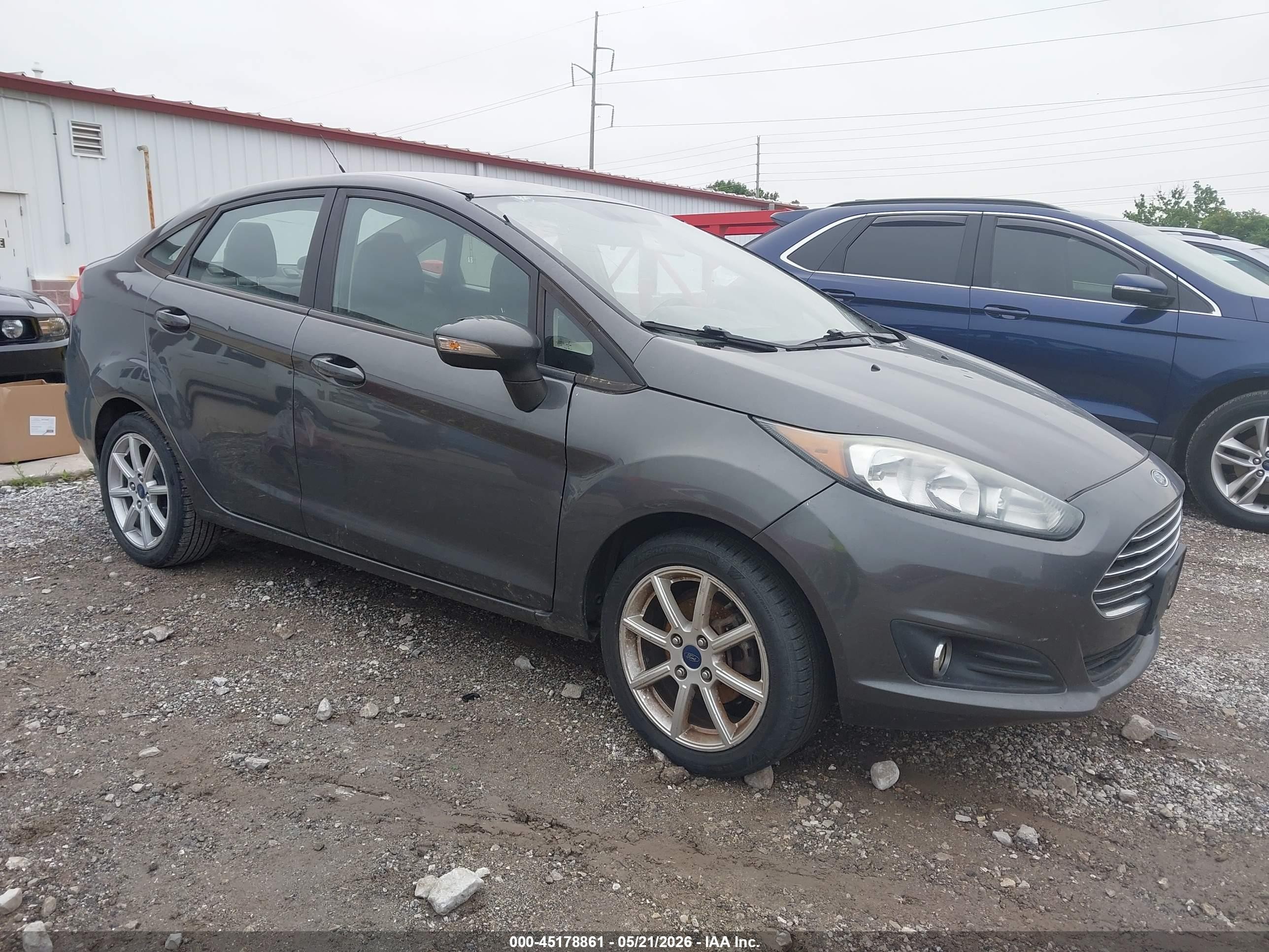 2015 Ford Fiesta Se Gray vin: 3FADP4BJ3FM200568