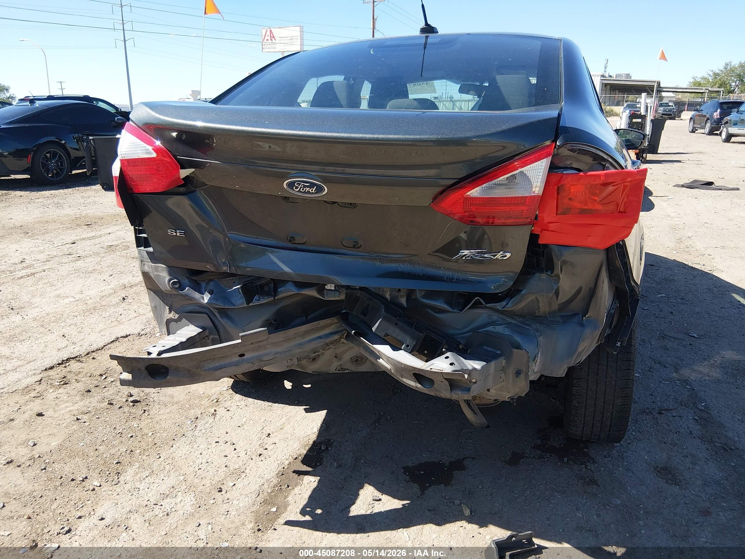 2018 Ford Fiesta Se Gray vin: 3FADP4BJ3JM104867