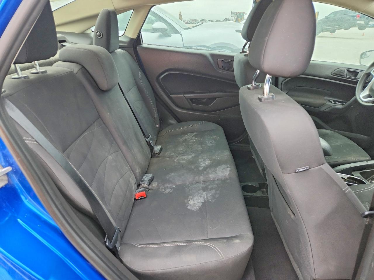 2018 Ford Fiesta Se Blue vin: 3FADP4BJ3JM146567