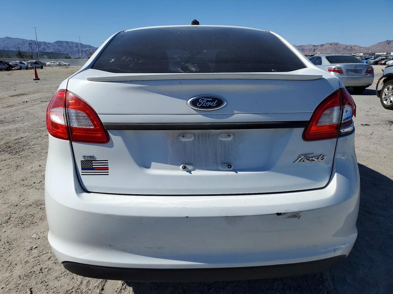 2012 Ford Fiesta Se White vin: 3FADP4BJ4CM105187