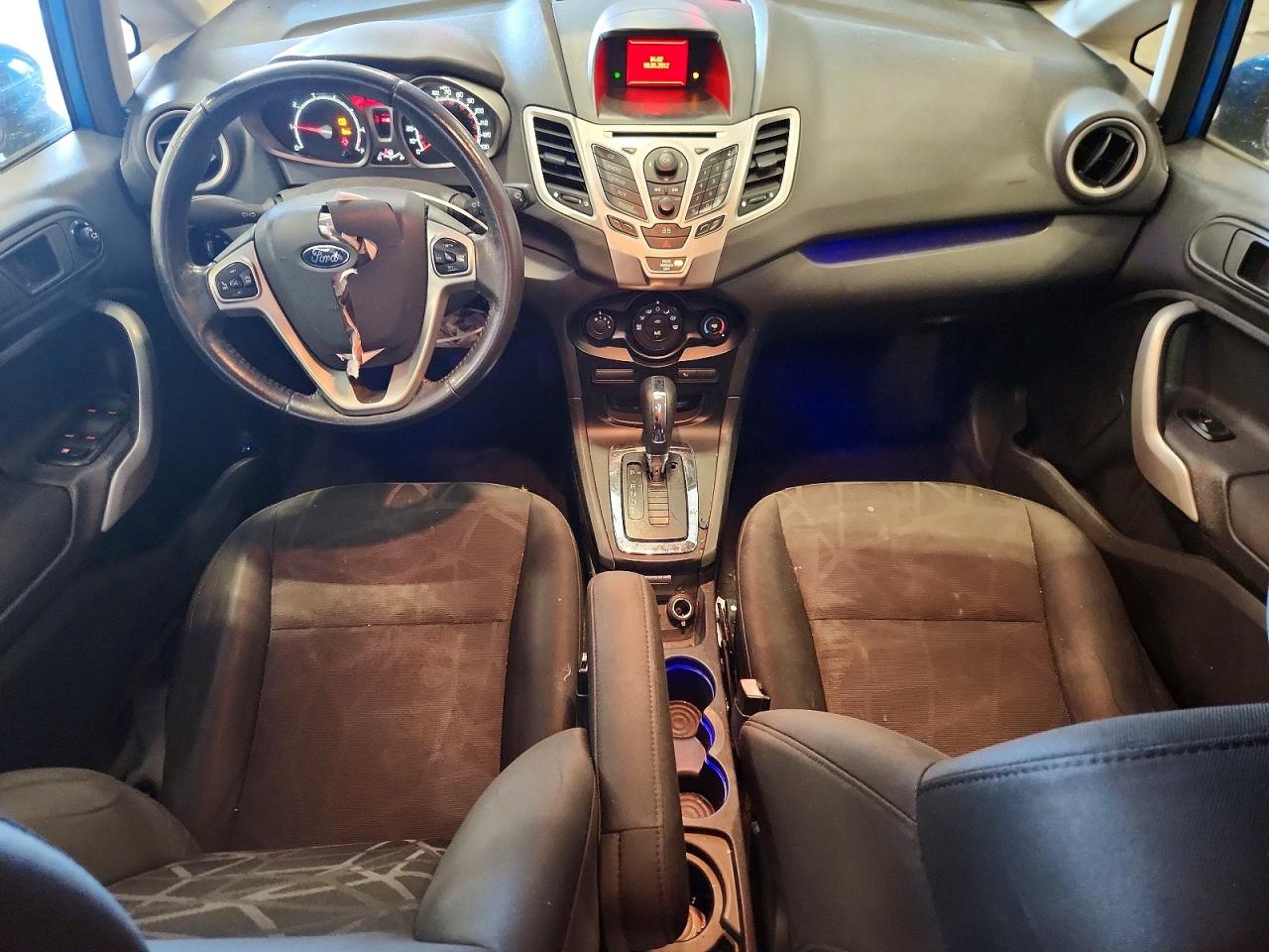 2013 Ford Fiesta Se Синий vin: 3FADP4BJ4DM123187