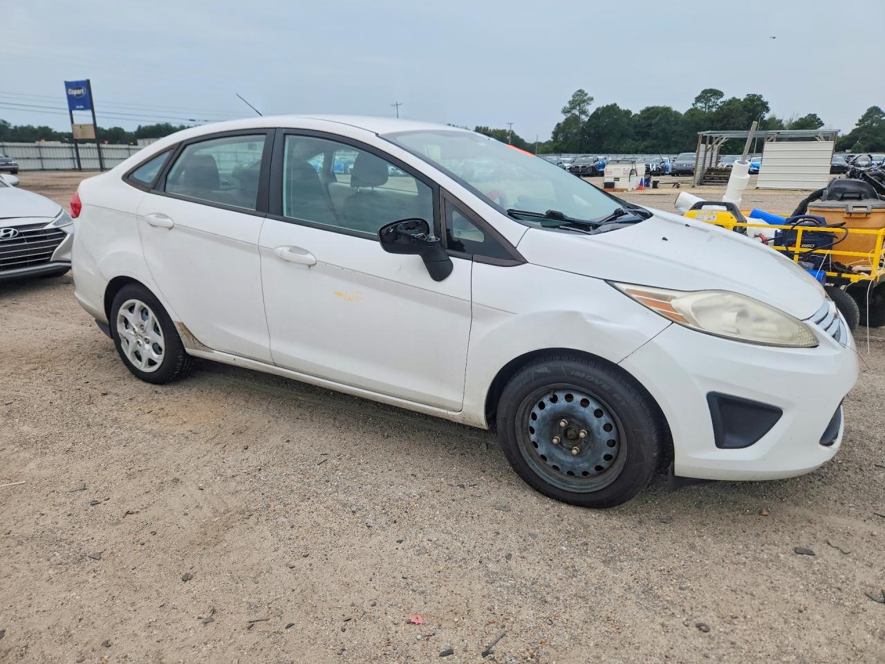 2013 Ford Fiesta Se White vin: 3FADP4BJ4DM131824