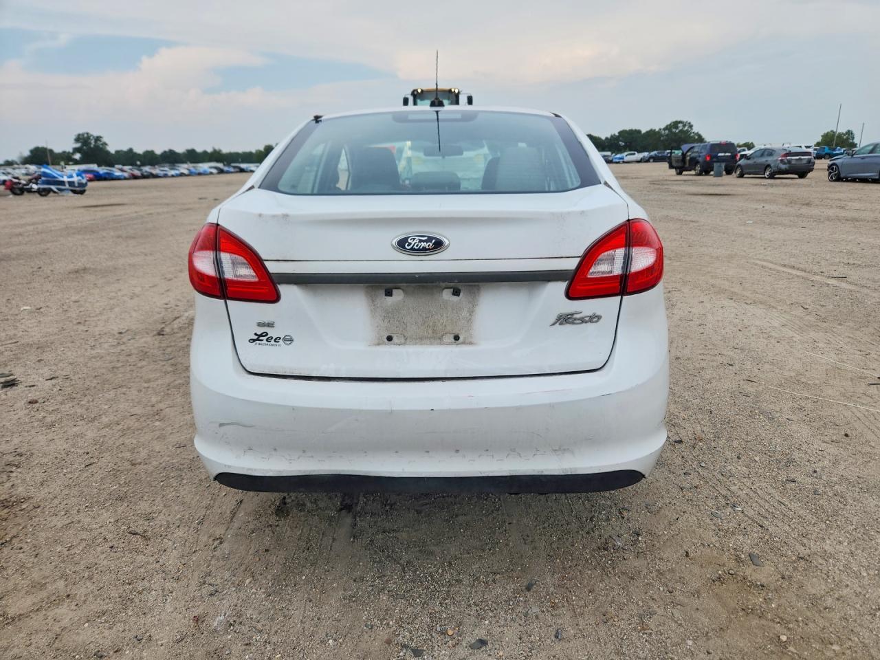 2013 Ford Fiesta Se White vin: 3FADP4BJ4DM131824