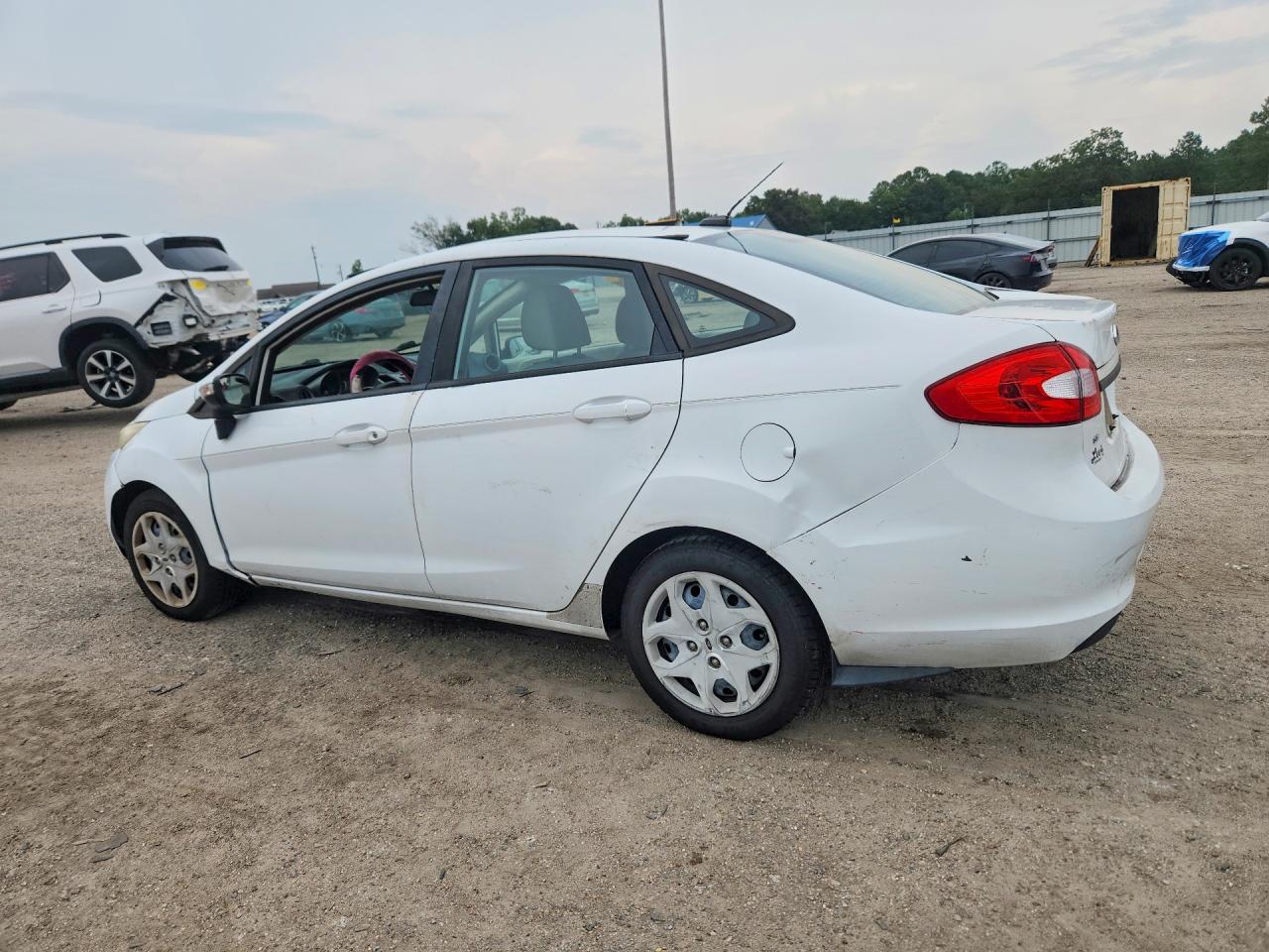 2013 Ford Fiesta Se White vin: 3FADP4BJ4DM131824
