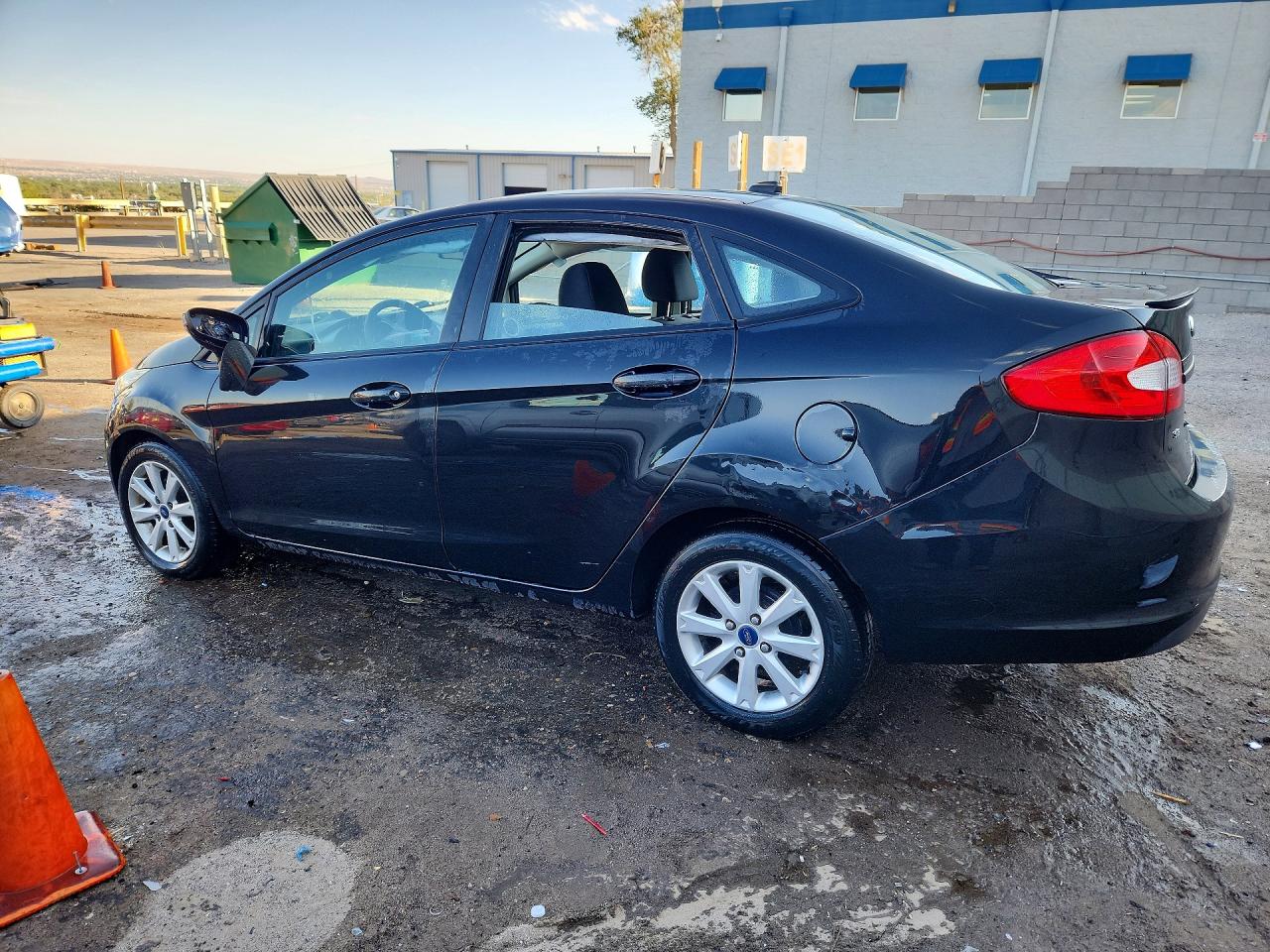 2013 Ford Fiesta Se Black vin: 3FADP4BJ4DM153659