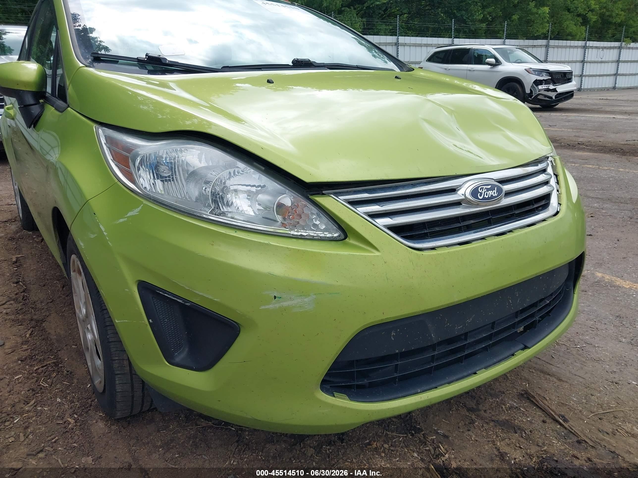 2013 Ford Fiesta Se Green vin: 3FADP4BJ4DM176276