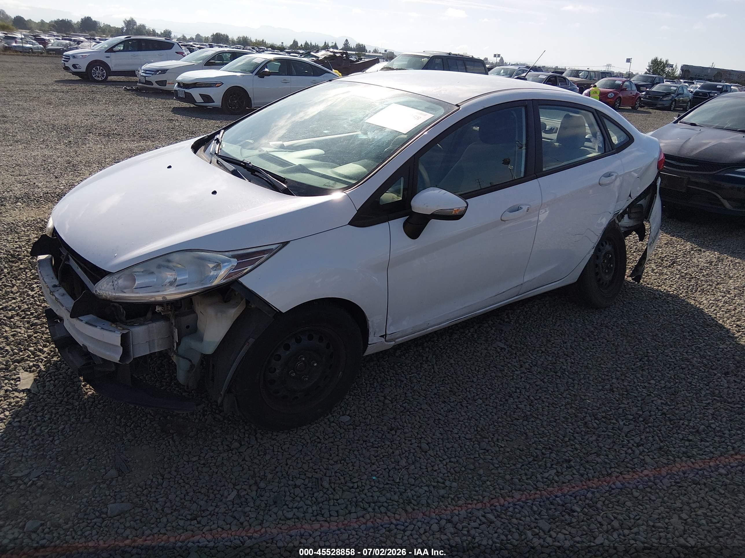 2013 Ford Fiesta Se Белый vin: 3FADP4BJ4DM215061