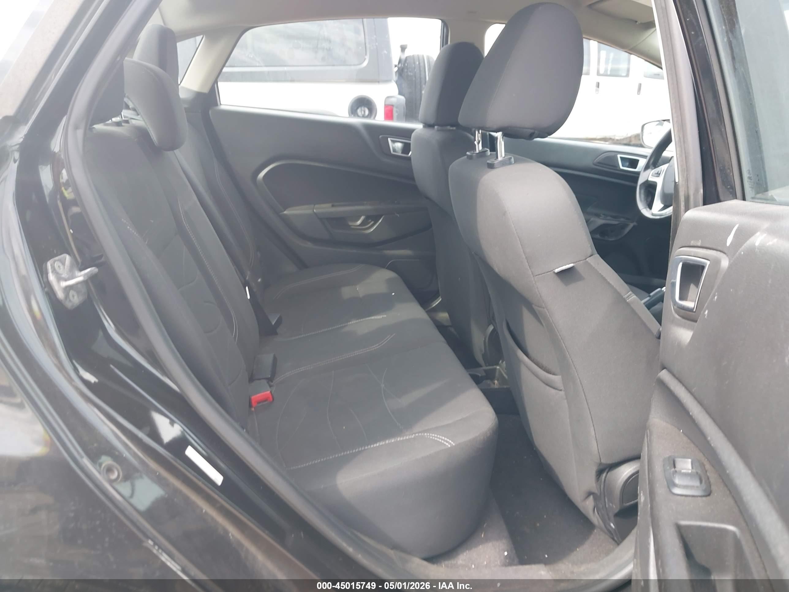 2014 Ford Fiesta Se Черный vin: 3FADP4BJ4EM148365