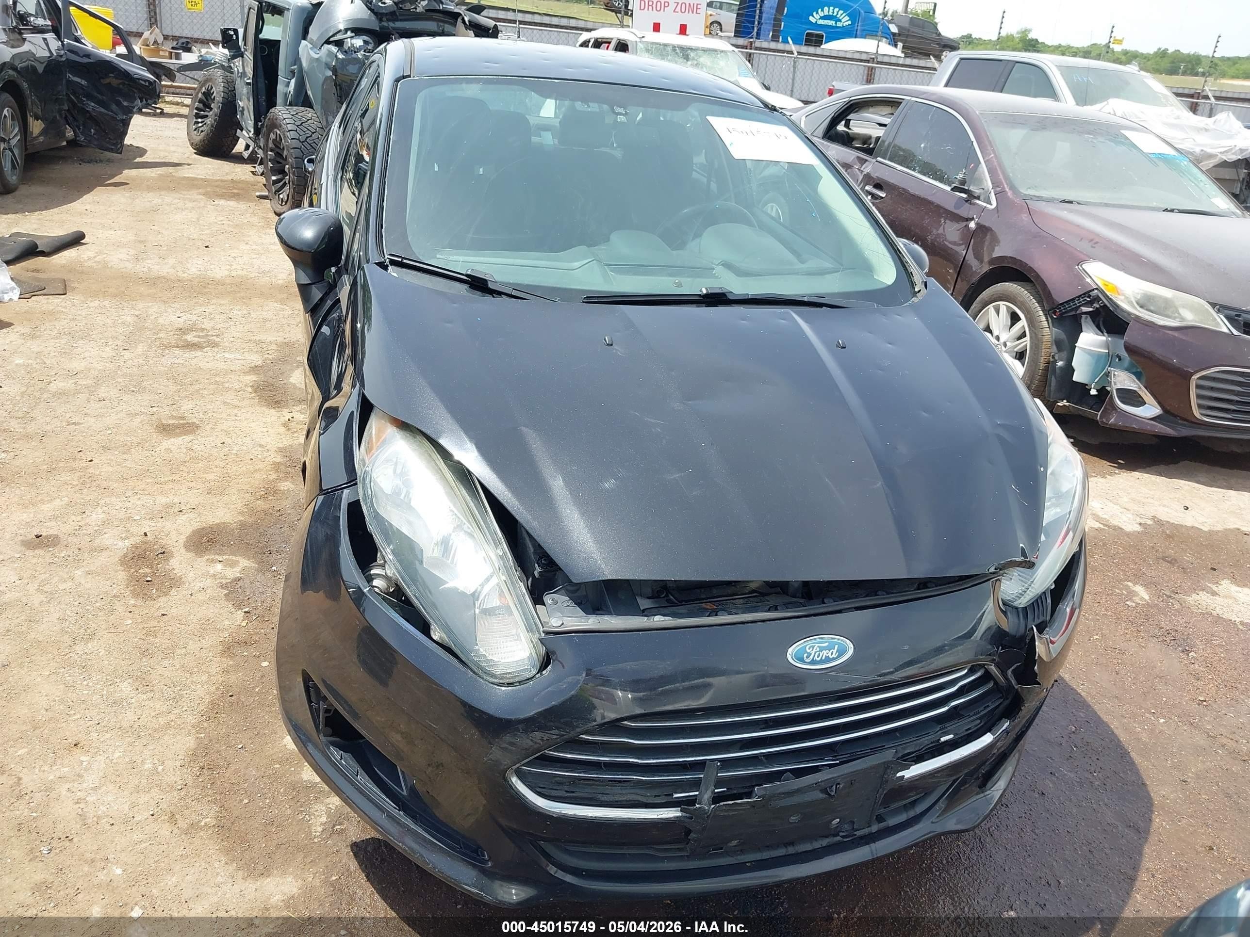 2014 Ford Fiesta Se Черный vin: 3FADP4BJ4EM148365