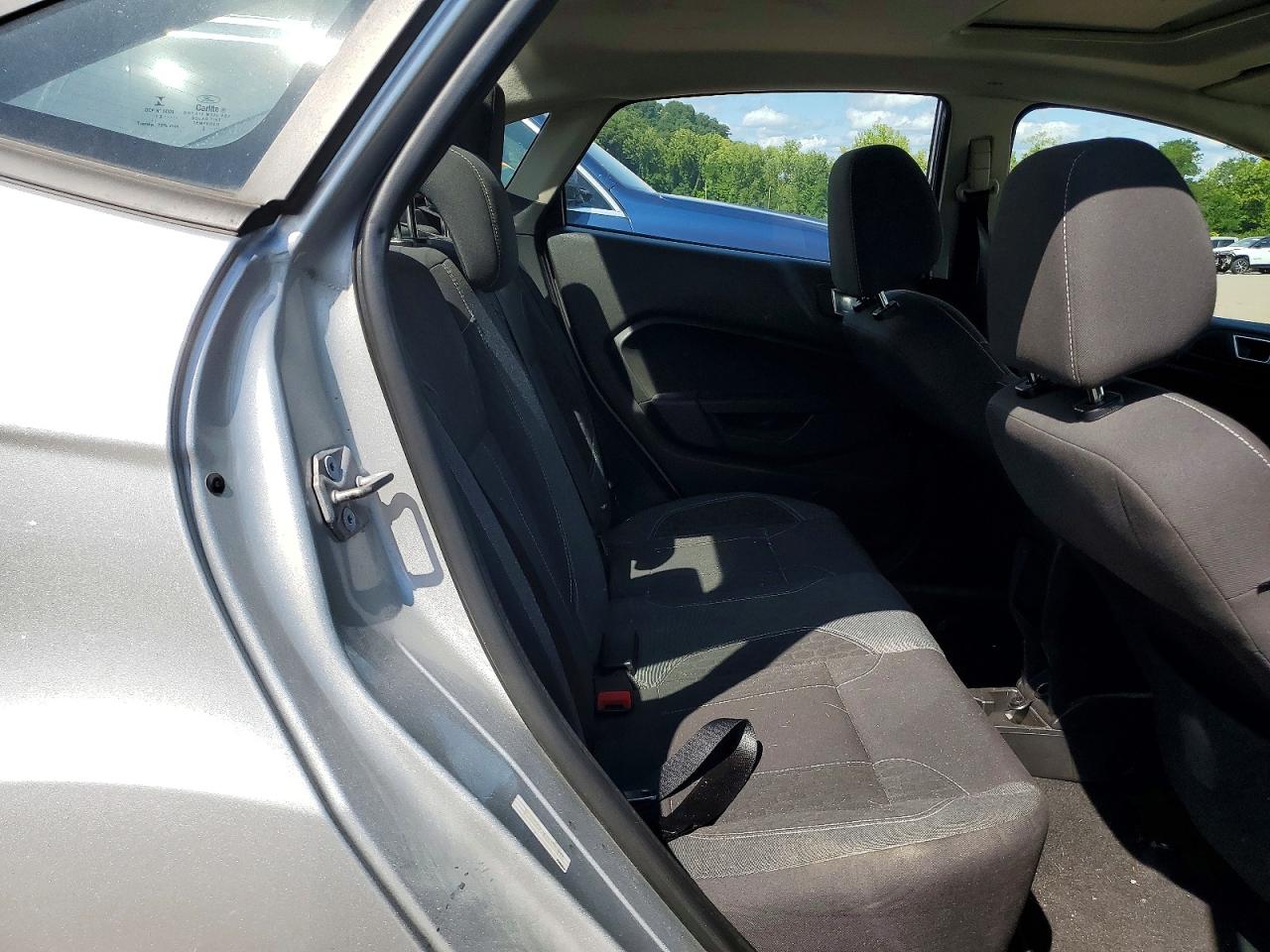 2014 Ford Fiesta Se Silver vin: 3FADP4BJ4EM156210