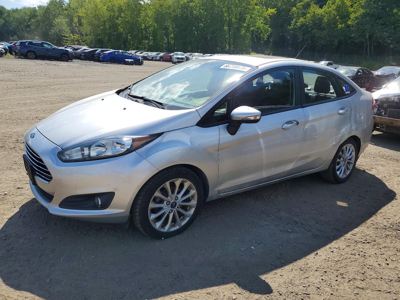 2014 Ford Fiesta Se Silver vin: 3FADP4BJ4EM156210