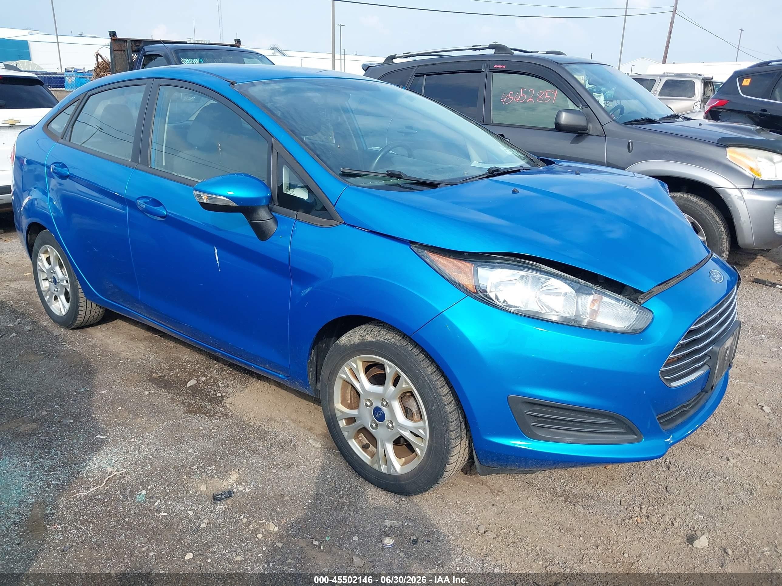 2014 Ford Fiesta Se Синий vin: 3FADP4BJ4EM182726