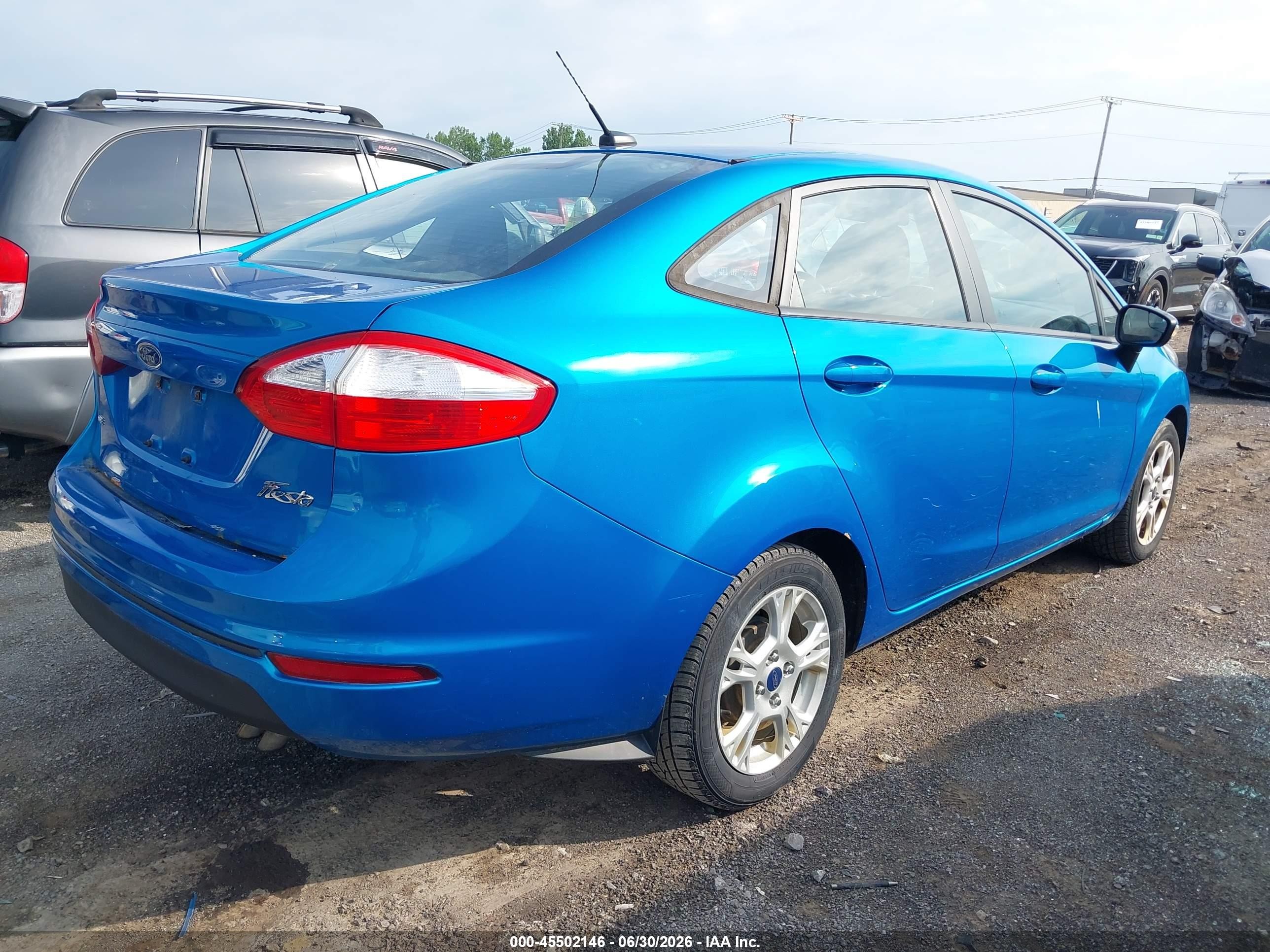 2014 Ford Fiesta Se Синий vin: 3FADP4BJ4EM182726