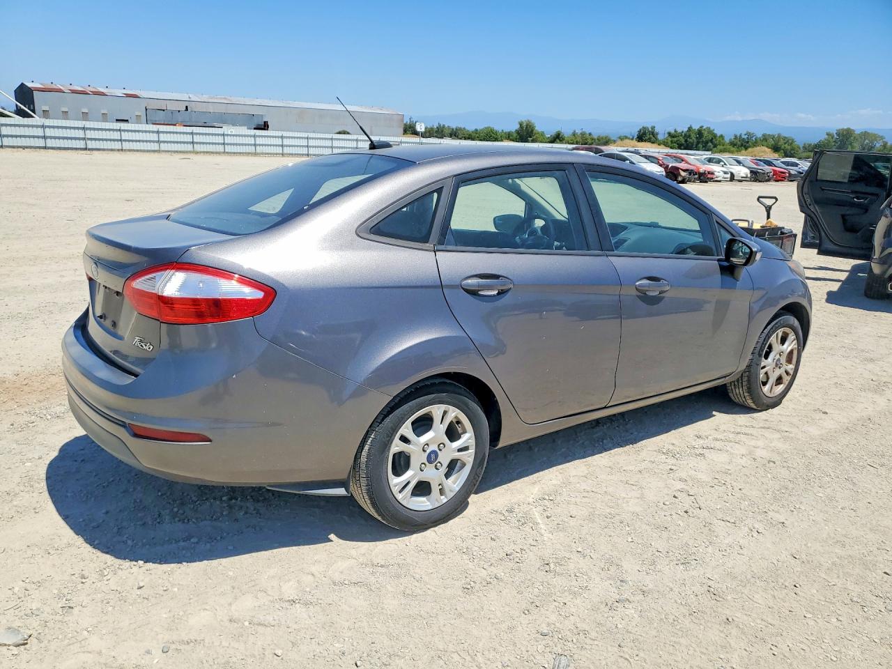 2014 Ford Fiesta Se Gray vin: 3FADP4BJ4EM235778
