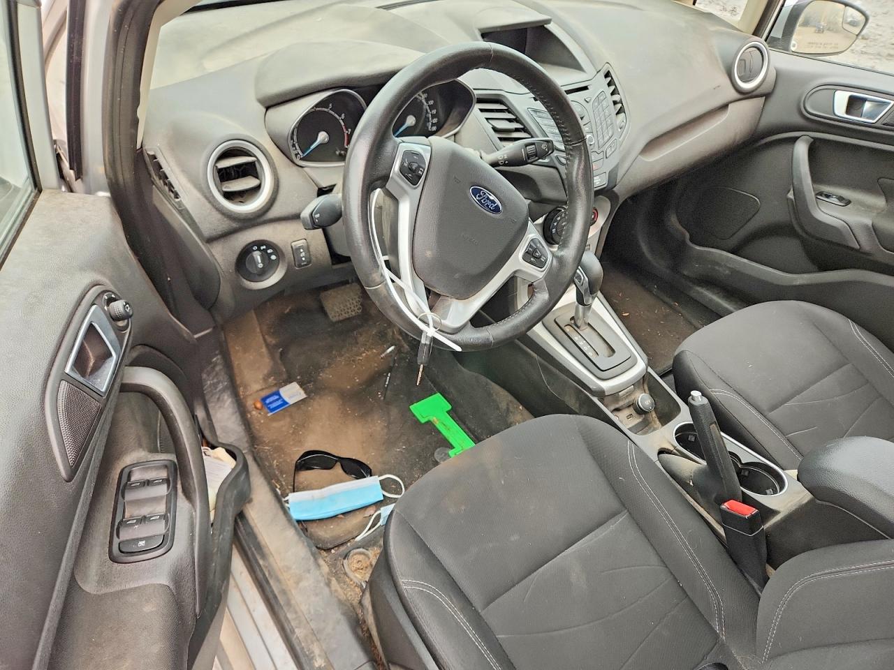 2015 Ford Fiesta Se Silver vin: 3FADP4BJ4FM122639