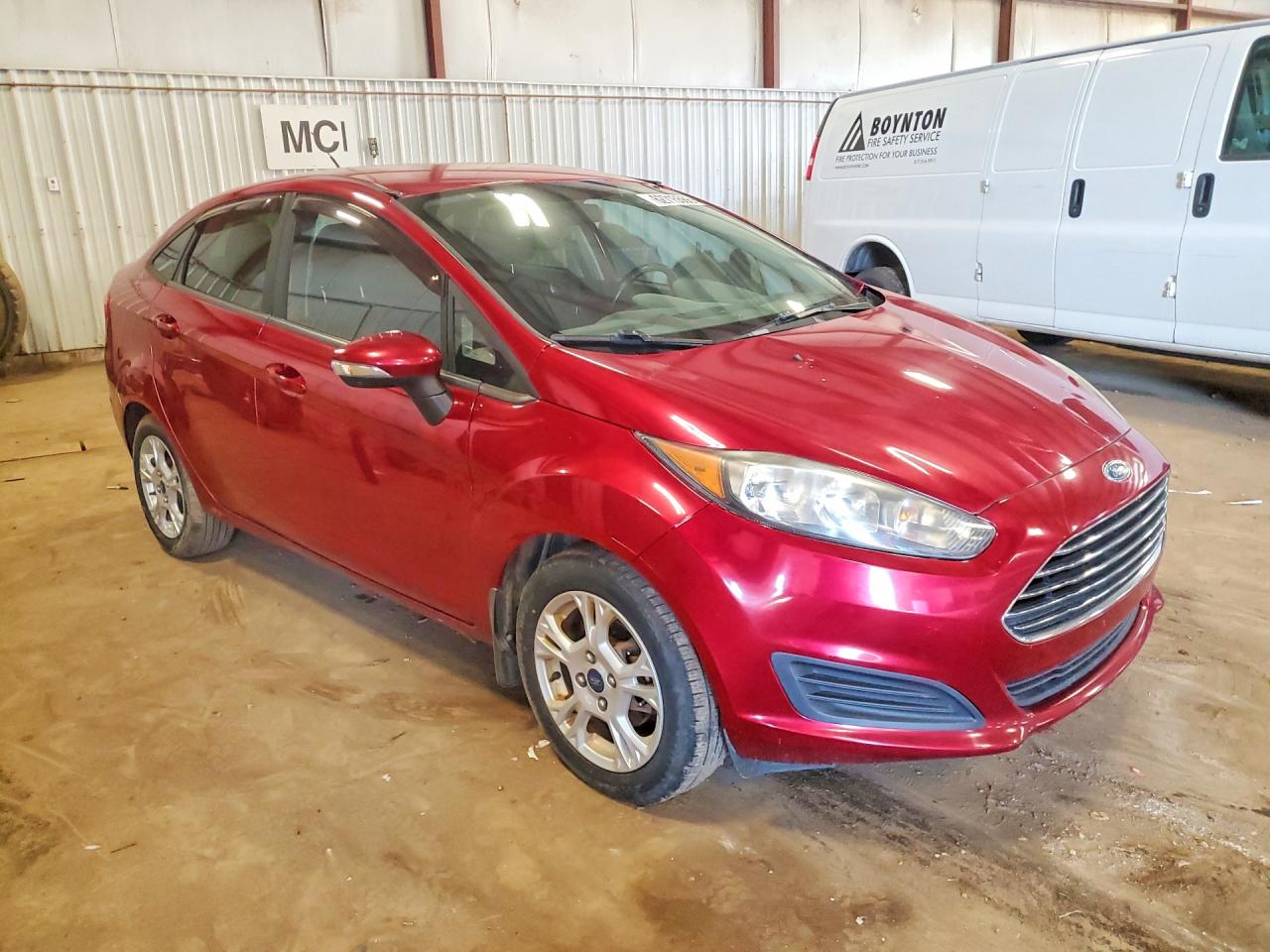 2015 Ford Fiesta Se Red vin: 3FADP4BJ4FM168634