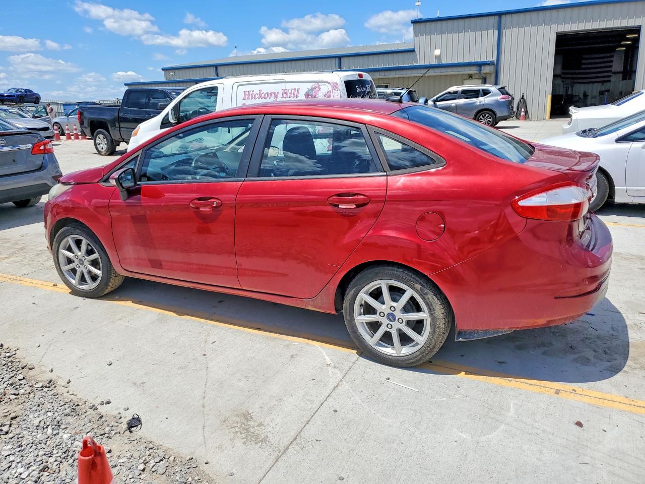 2015 Ford Fiesta Se Burgundy vin: 3FADP4BJ4FM216441
