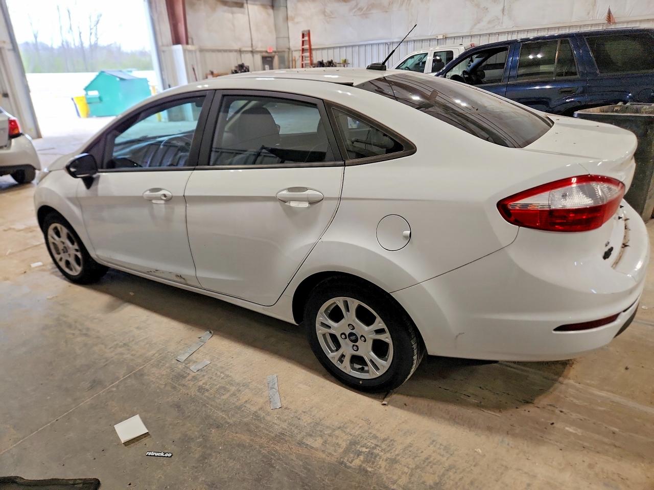 2015 Ford Fiesta Se White vin: 3FADP4BJ4FM219422