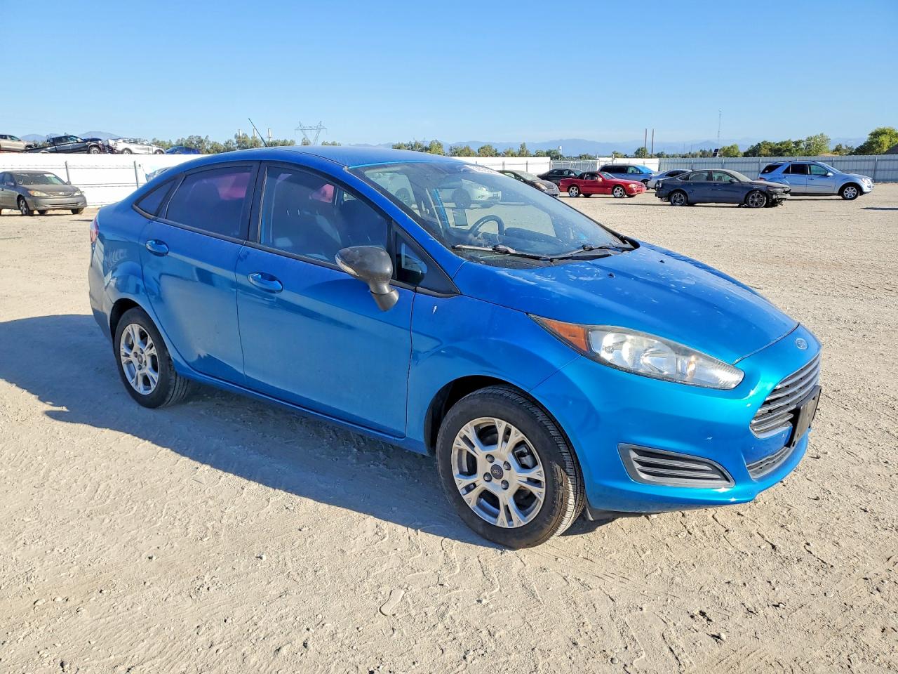 2015 Ford Fiesta Se Blue vin: 3FADP4BJ4FM225379