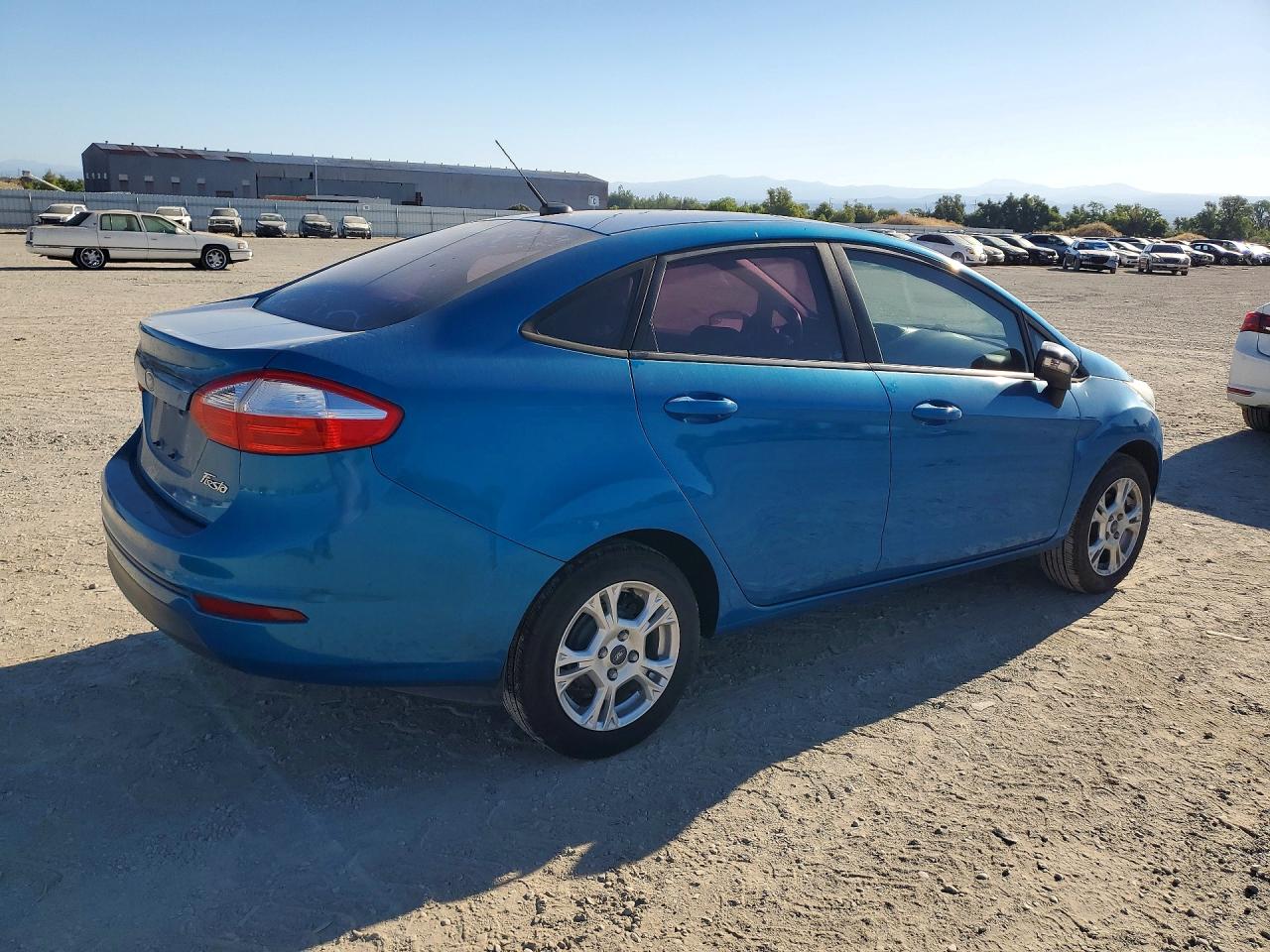 2015 Ford Fiesta Se Blue vin: 3FADP4BJ4FM225379