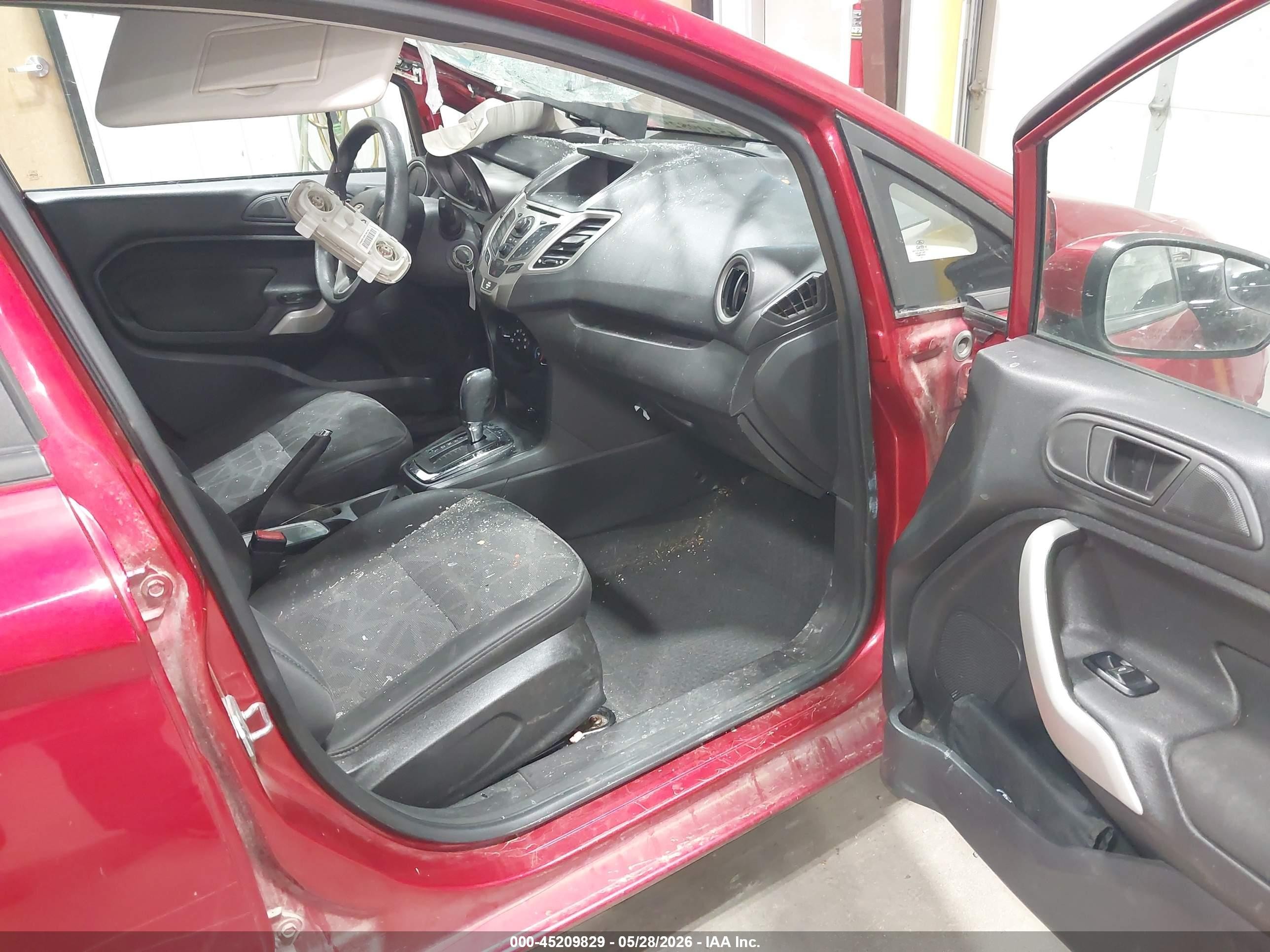 2012 Ford Fiesta Se Red vin: 3FADP4BJ5CM150526
