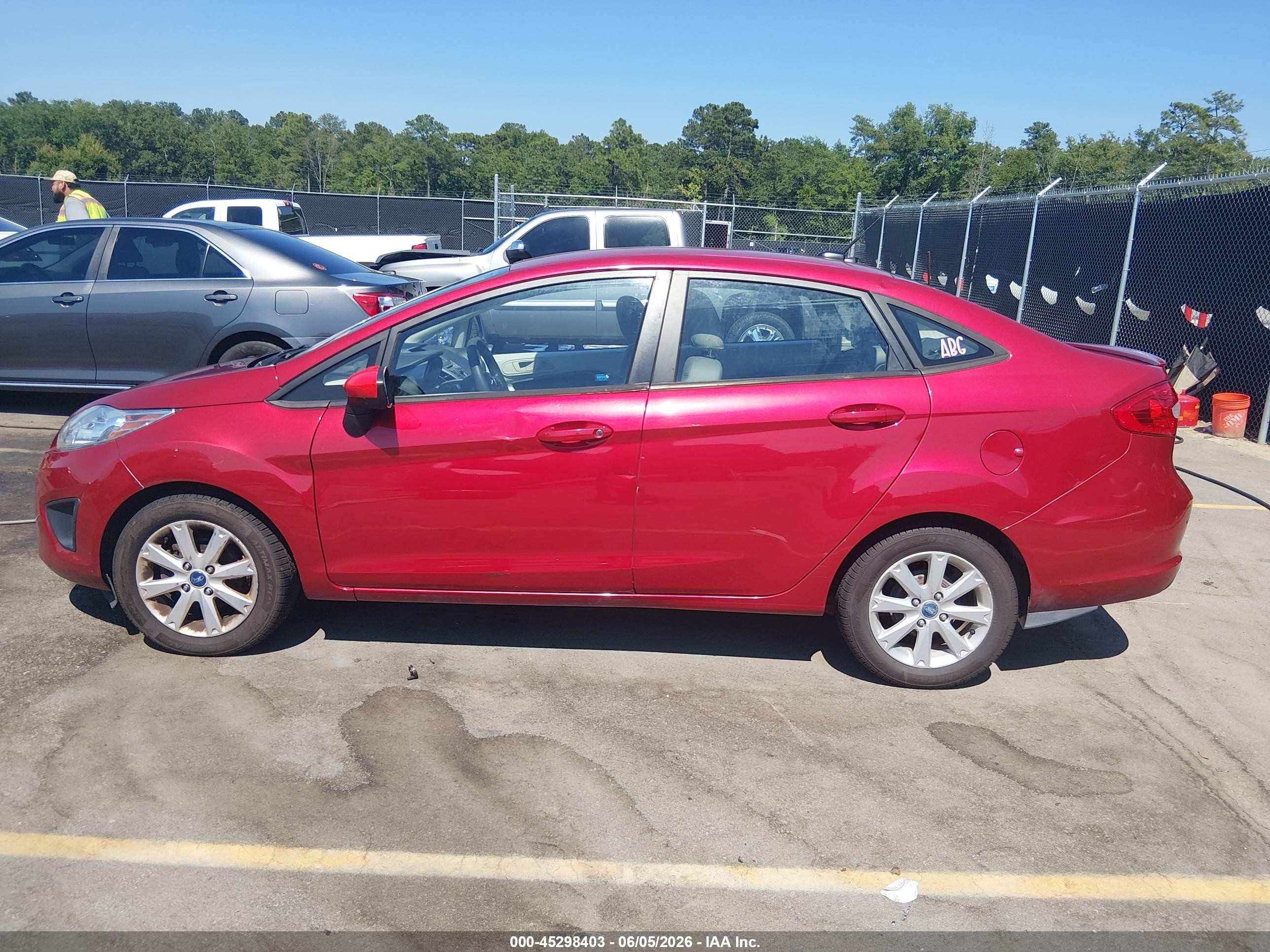 2012 Ford Fiesta Se Red vin: 3FADP4BJ5CM155936