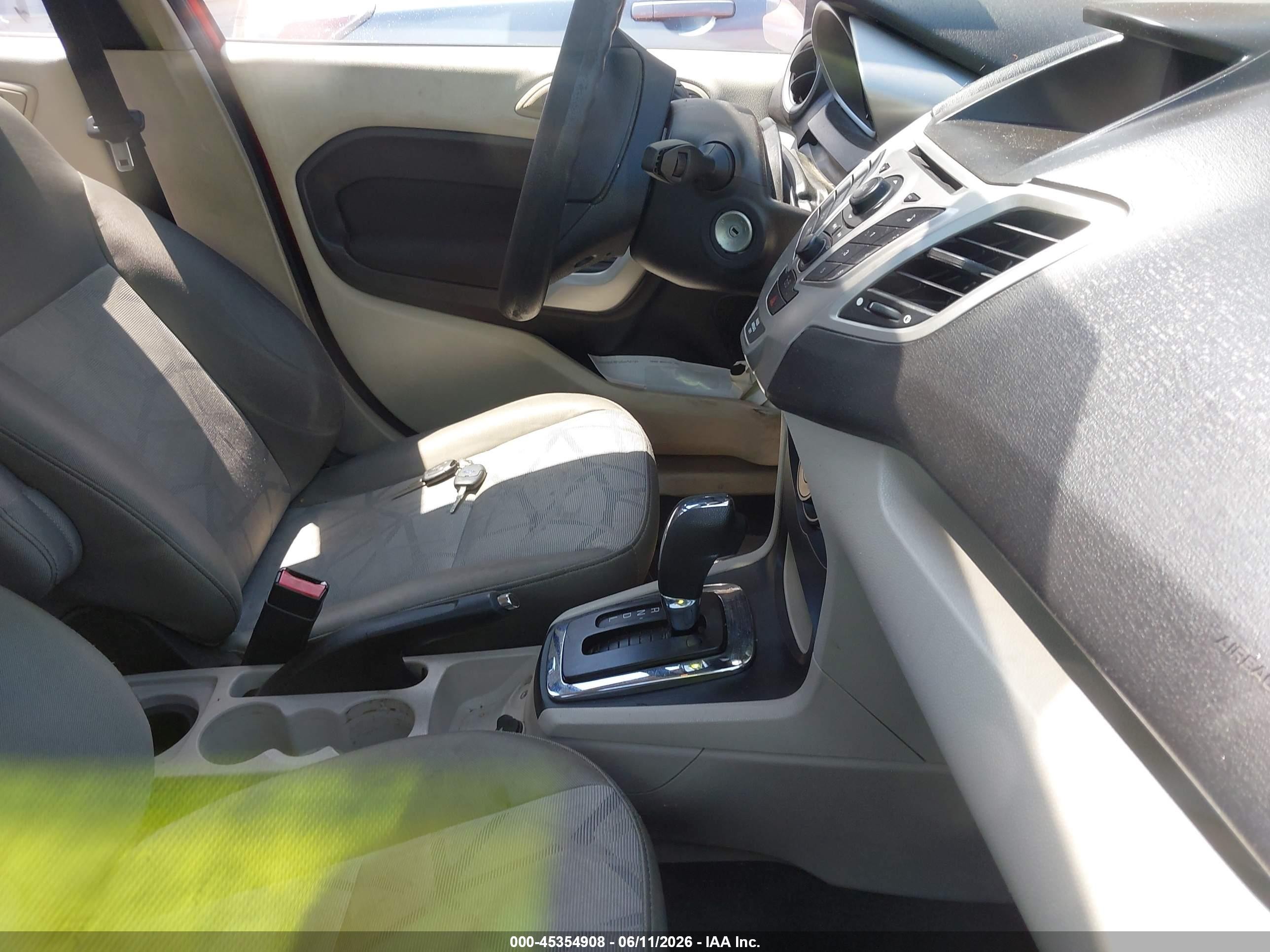 2012 Ford Fiesta Se Red vin: 3FADP4BJ5CM156004