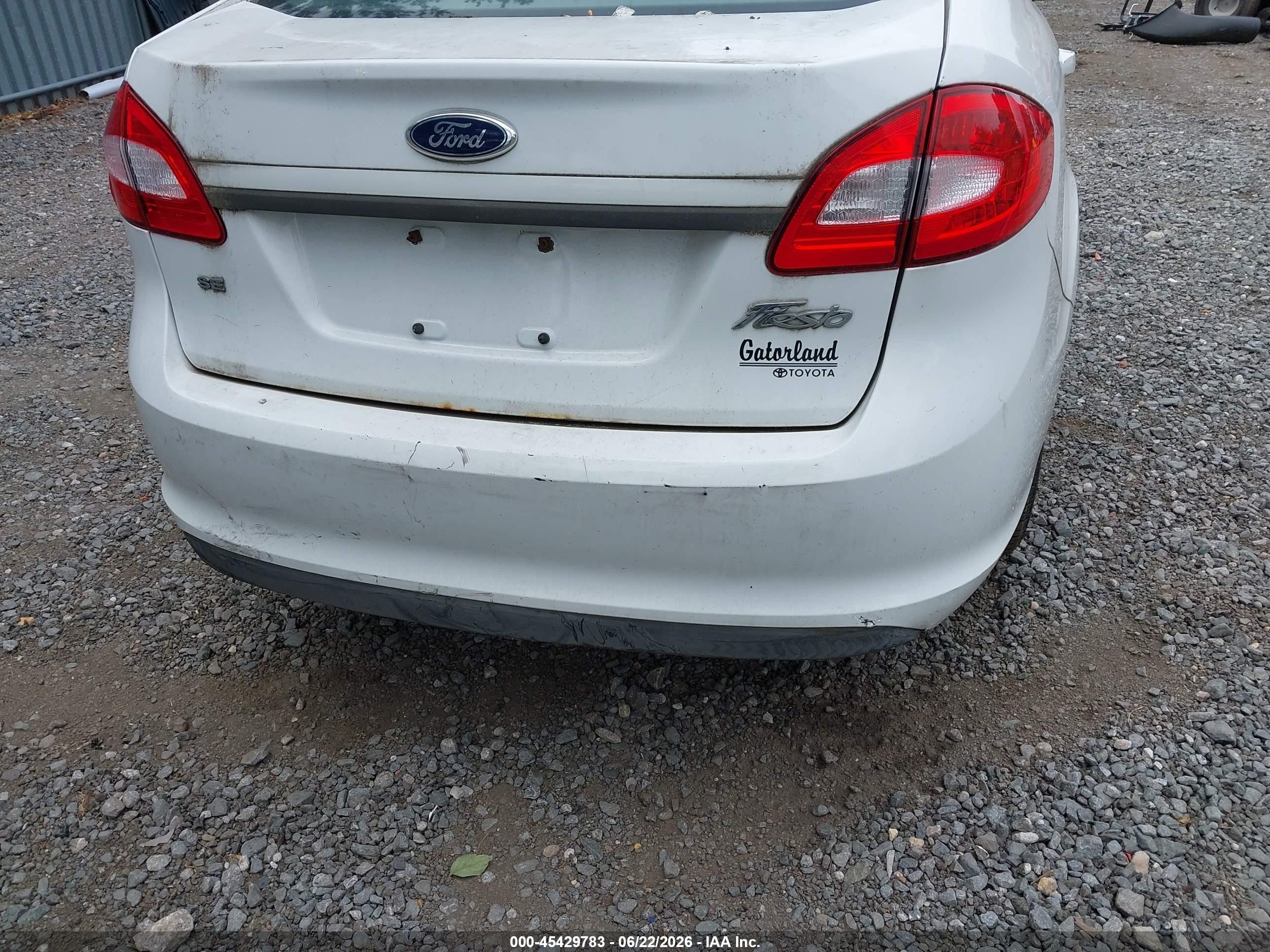 2013 Ford Fiesta Se White vin: 3FADP4BJ5DM178604