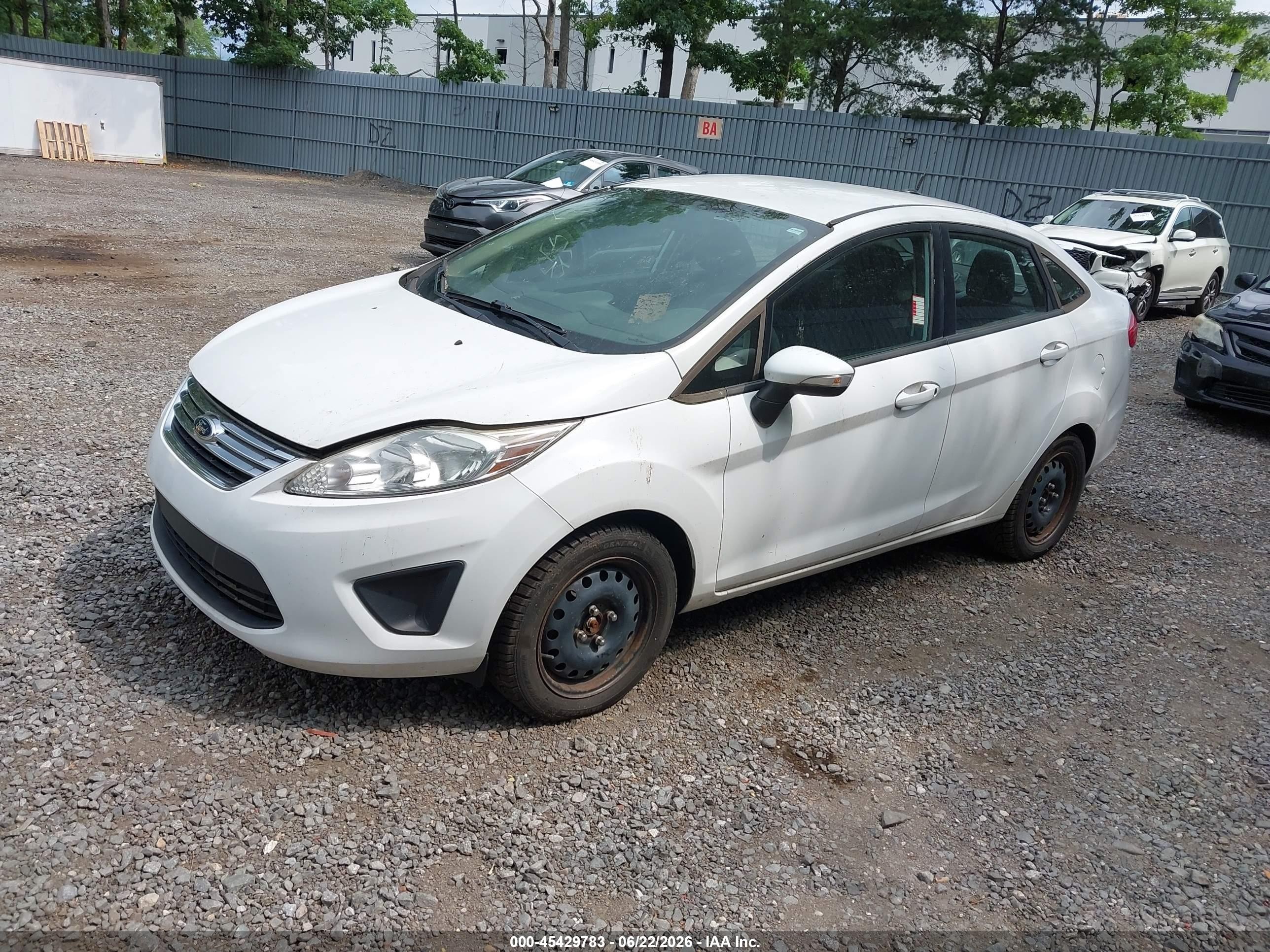2013 Ford Fiesta Se White vin: 3FADP4BJ5DM178604