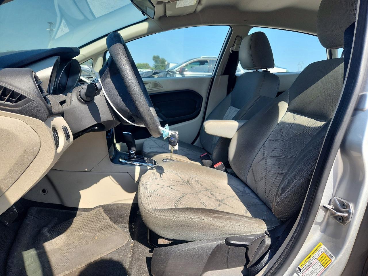 2013 Ford Fiesta Se Silver vin: 3FADP4BJ5DM192177