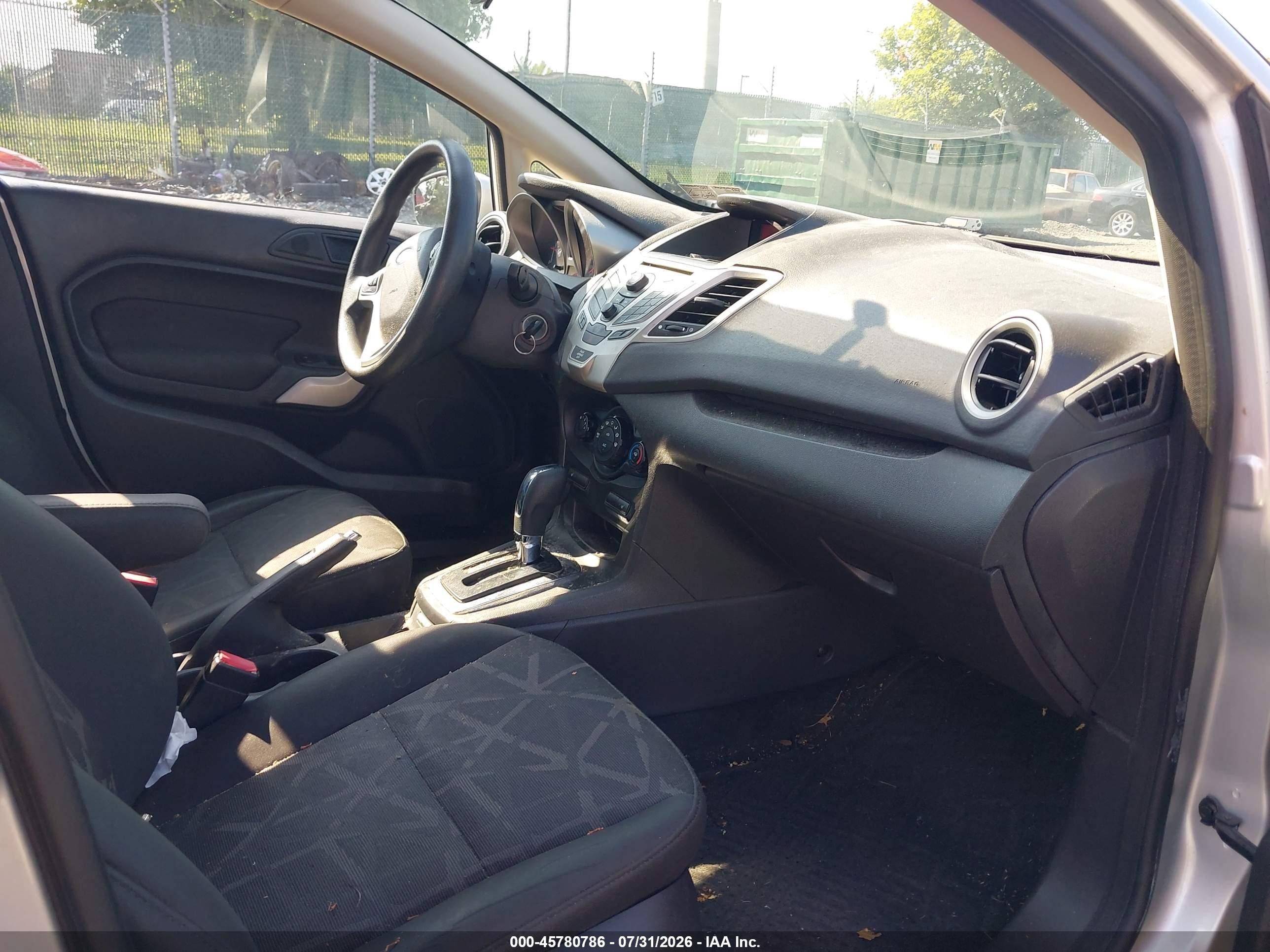 2013 Ford Fiesta Se Silver vin: 3FADP4BJ5DM213478