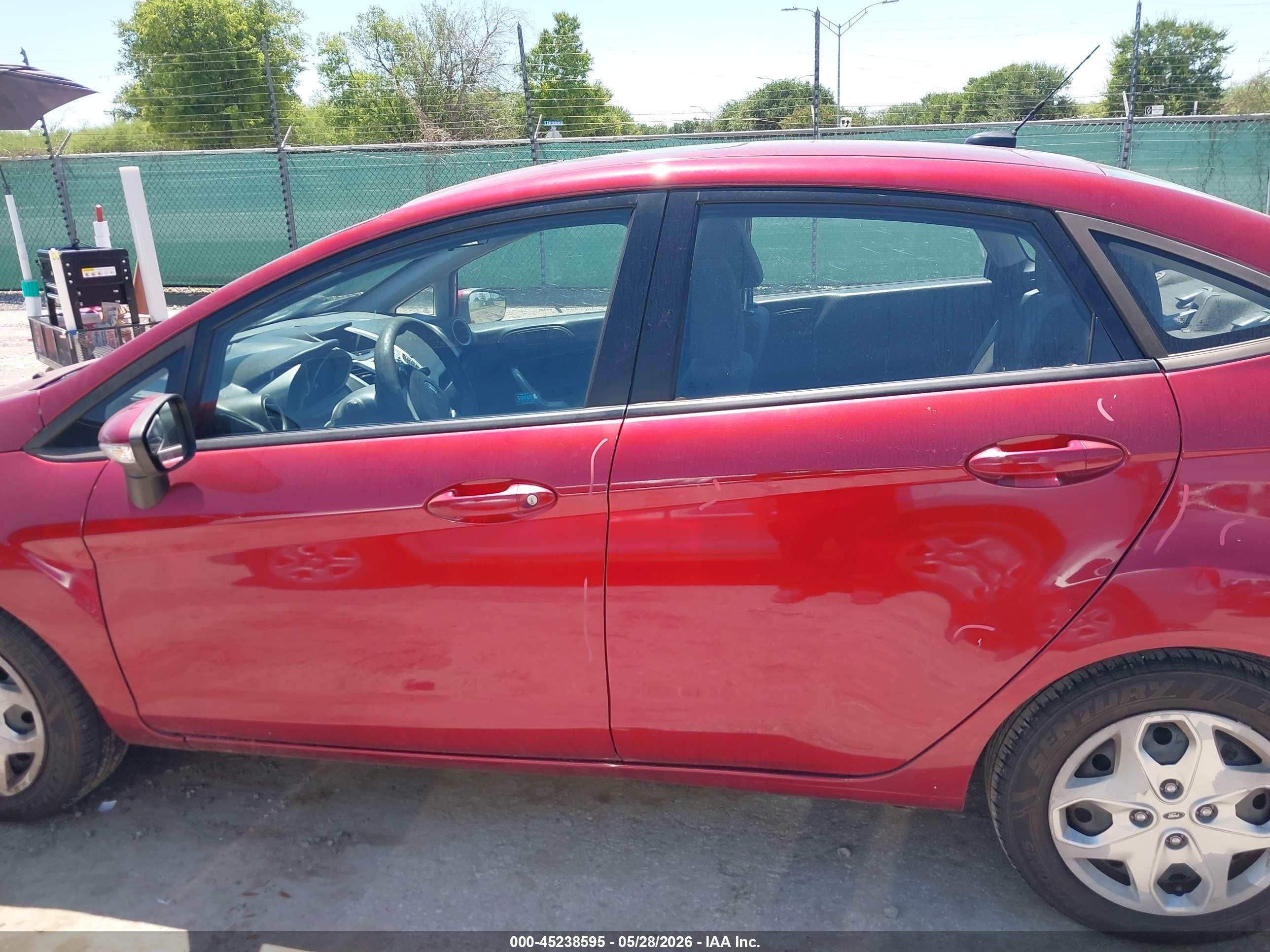 2013 Ford Fiesta Se Red vin: 3FADP4BJ5DM227381