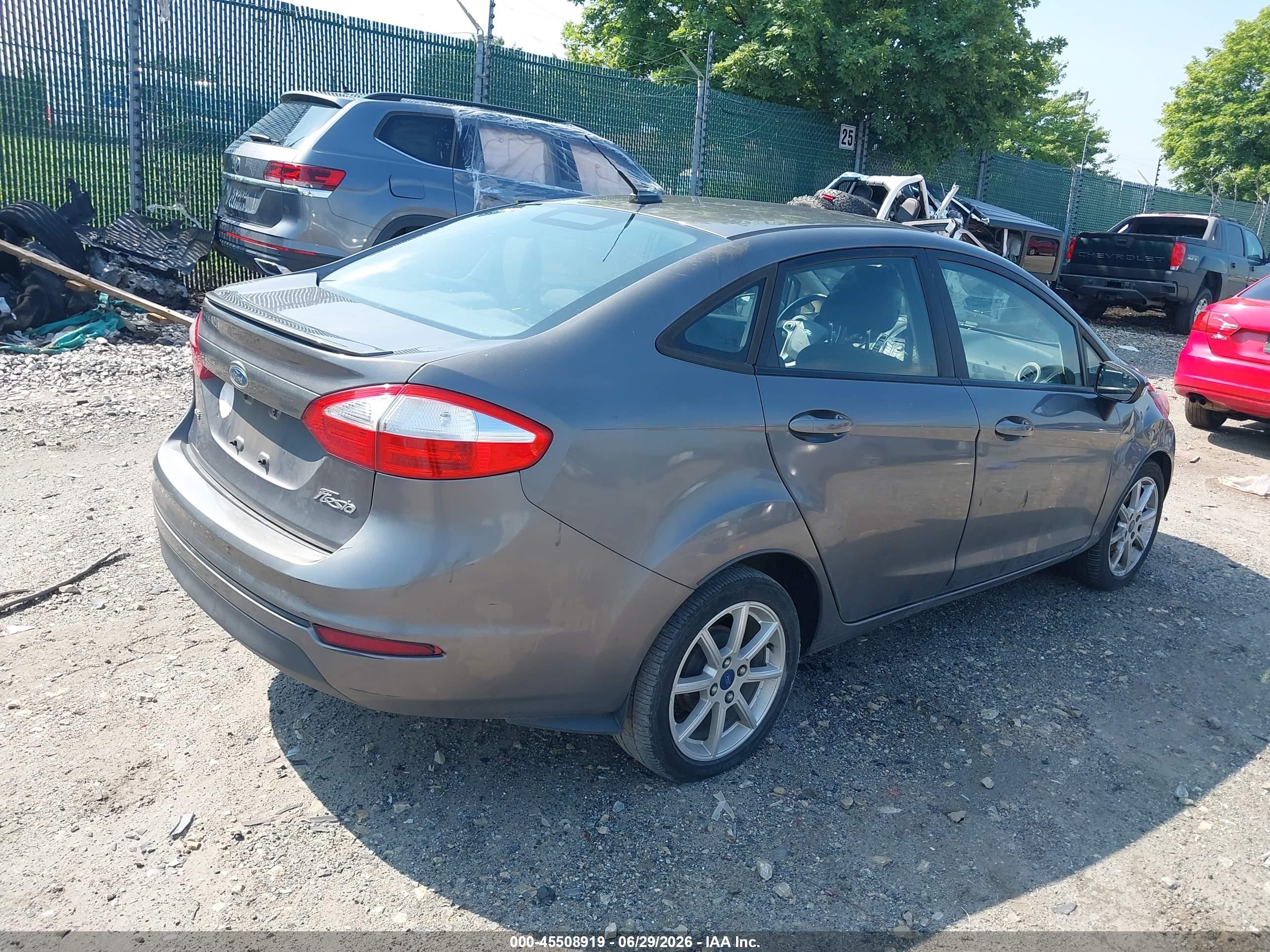 2014 Ford Fiesta Se Gray vin: 3FADP4BJ5EM138914