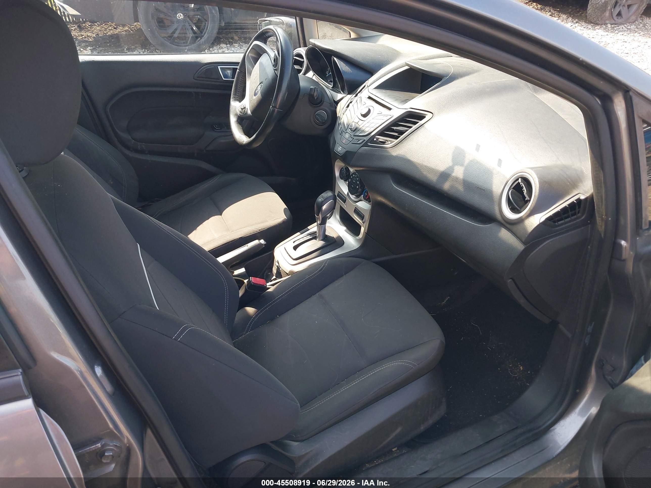2014 Ford Fiesta Se Gray vin: 3FADP4BJ5EM138914