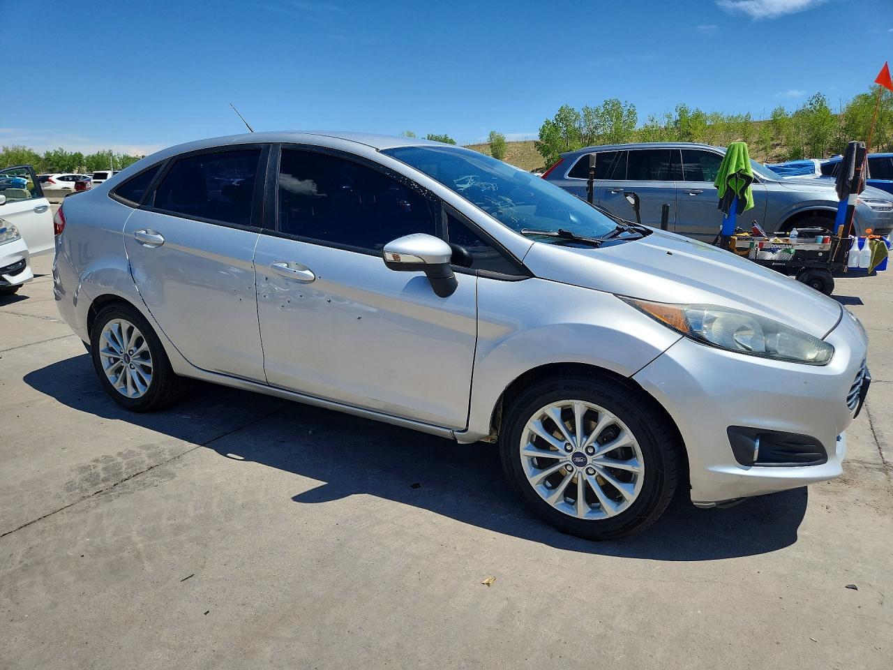 2014 Ford Fiesta Se Silver vin: 3FADP4BJ5EM139514