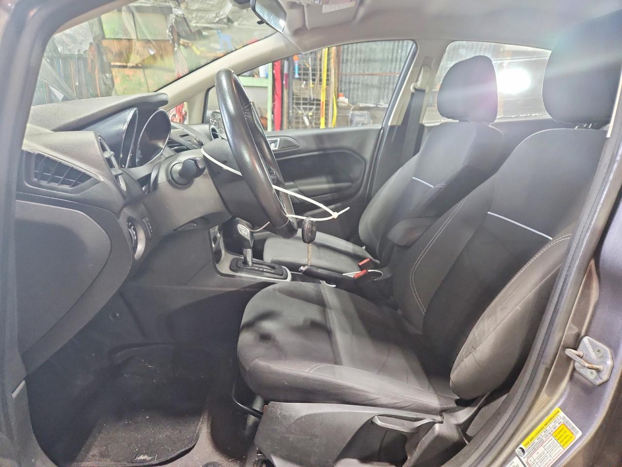 2014 Ford Fiesta Se Gray vin: 3FADP4BJ5EM168270