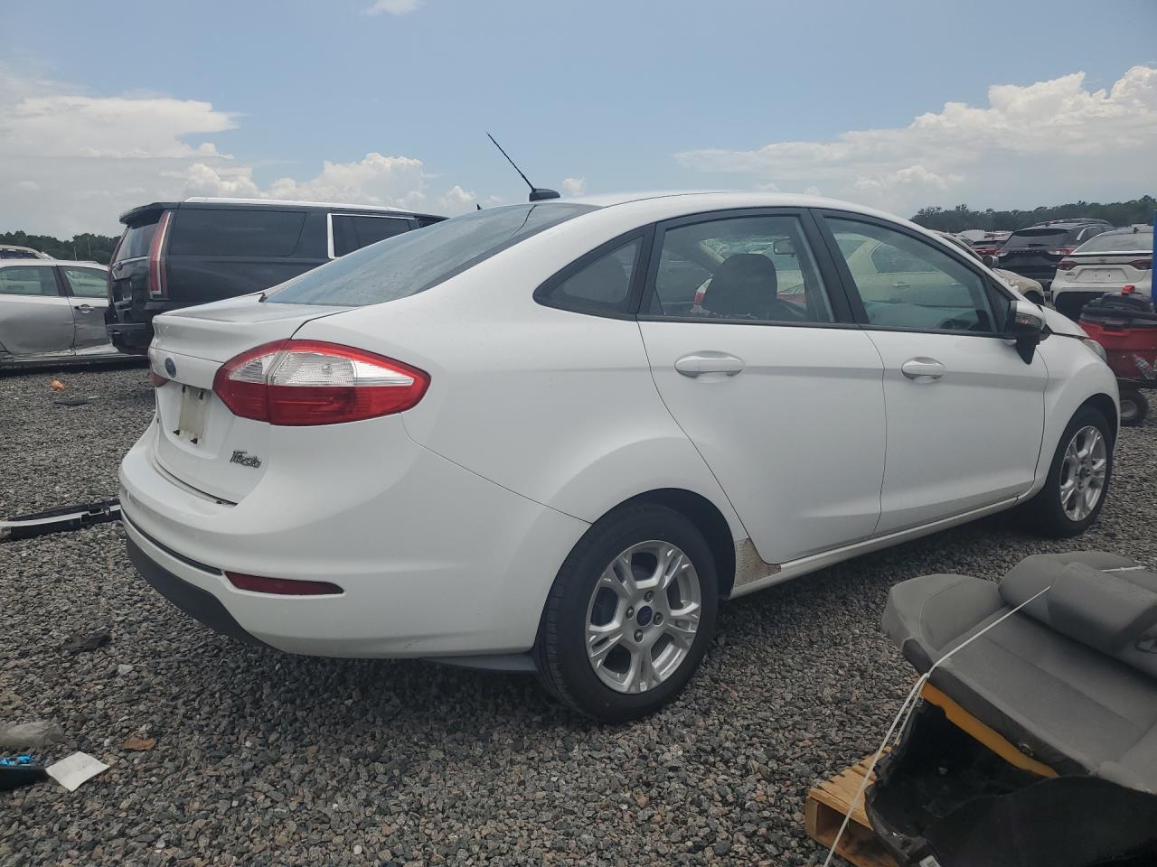 2014 Ford Fiesta Se White vin: 3FADP4BJ5EM216074