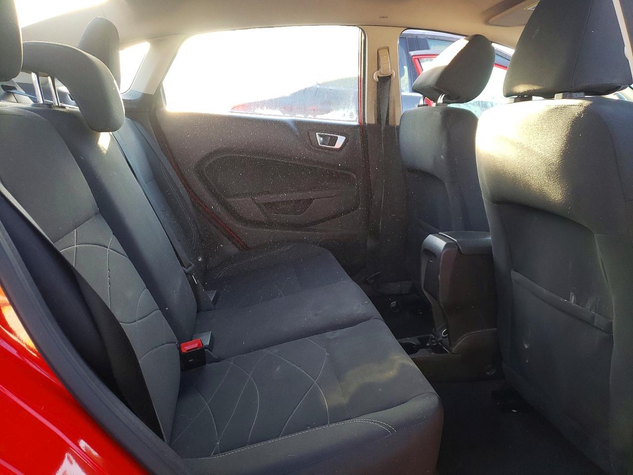 2015 Ford Fiesta Se Red vin: 3FADP4BJ5FM129163