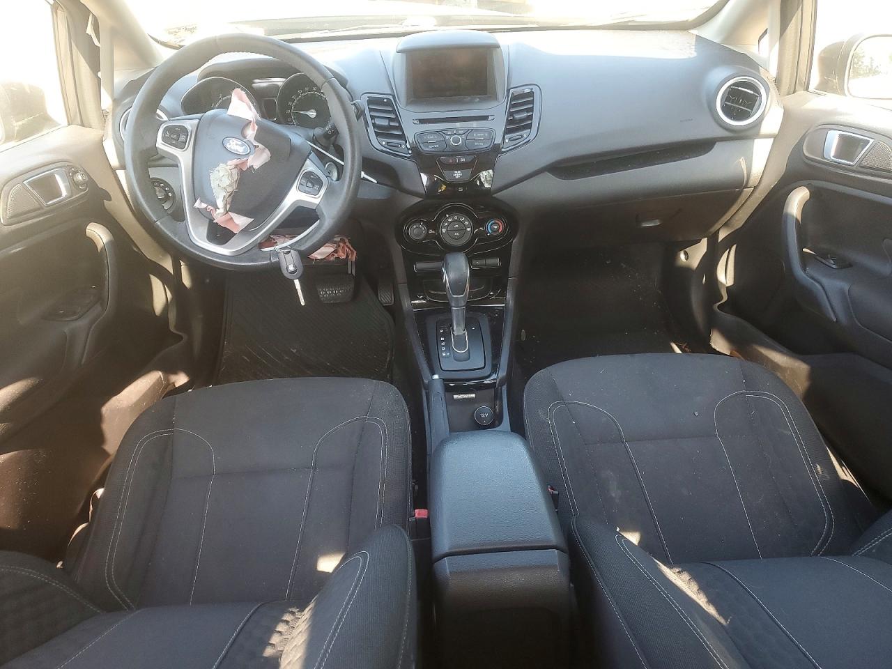 2015 Ford Fiesta Se Gray vin: 3FADP4BJ5FM157173