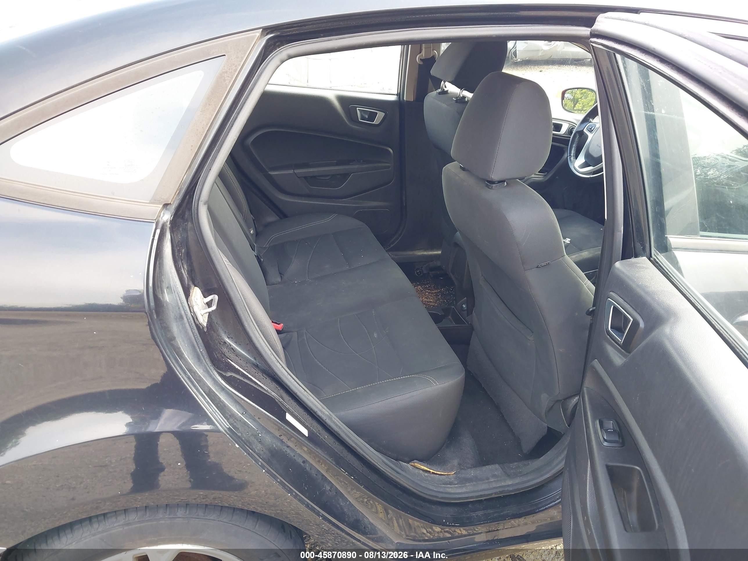 2015 Ford Fiesta Se Черный vin: 3FADP4BJ5FM187628