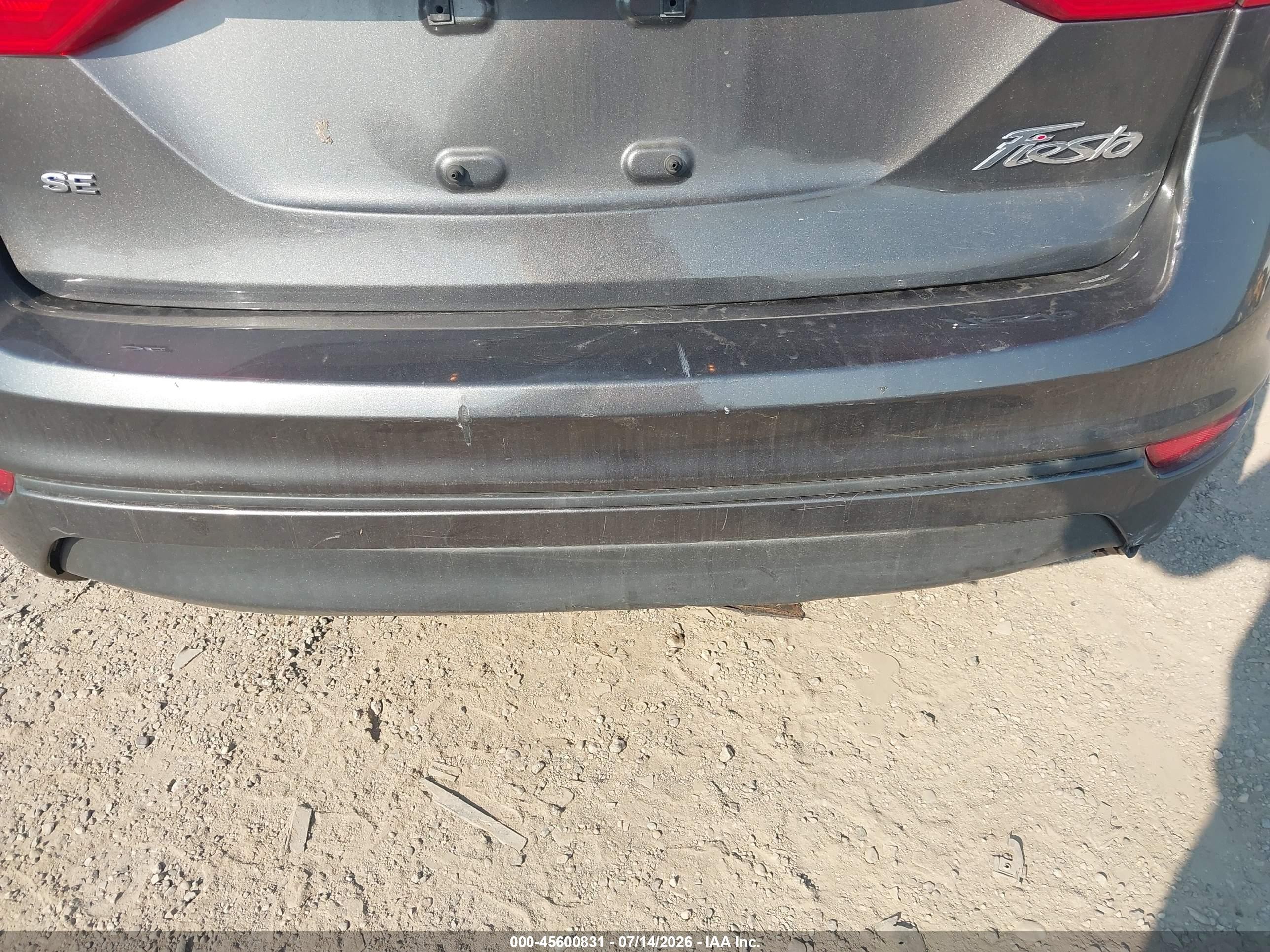 2015 Ford Fiesta Se Серый vin: 3FADP4BJ5FM210745