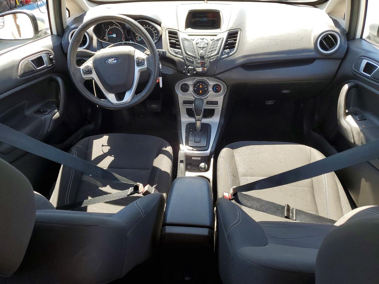 2015 Ford Fiesta Se White vin: 3FADP4BJ5FM211023
