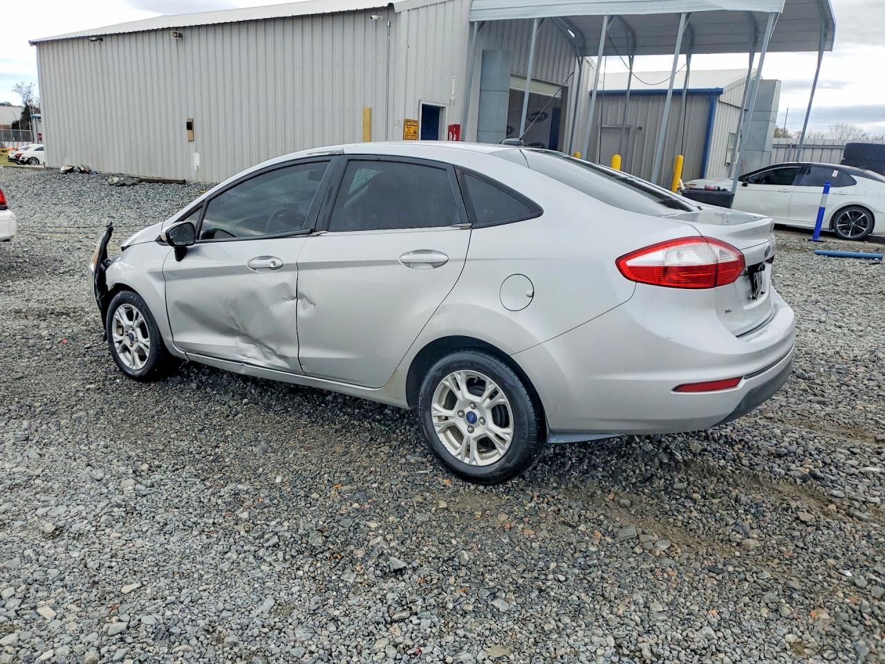 2015 Ford Fiesta Se Silver vin: 3FADP4BJ5FM214312