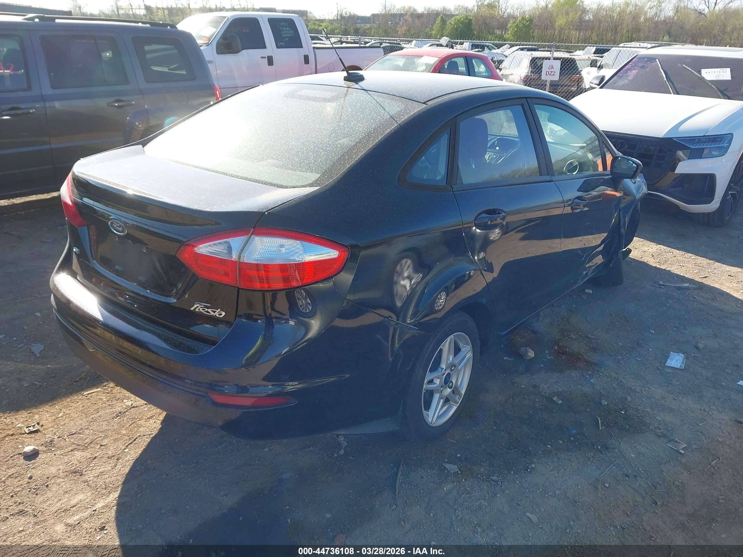 2019 Ford Fiesta Se Black vin: 3FADP4BJ5KM117203