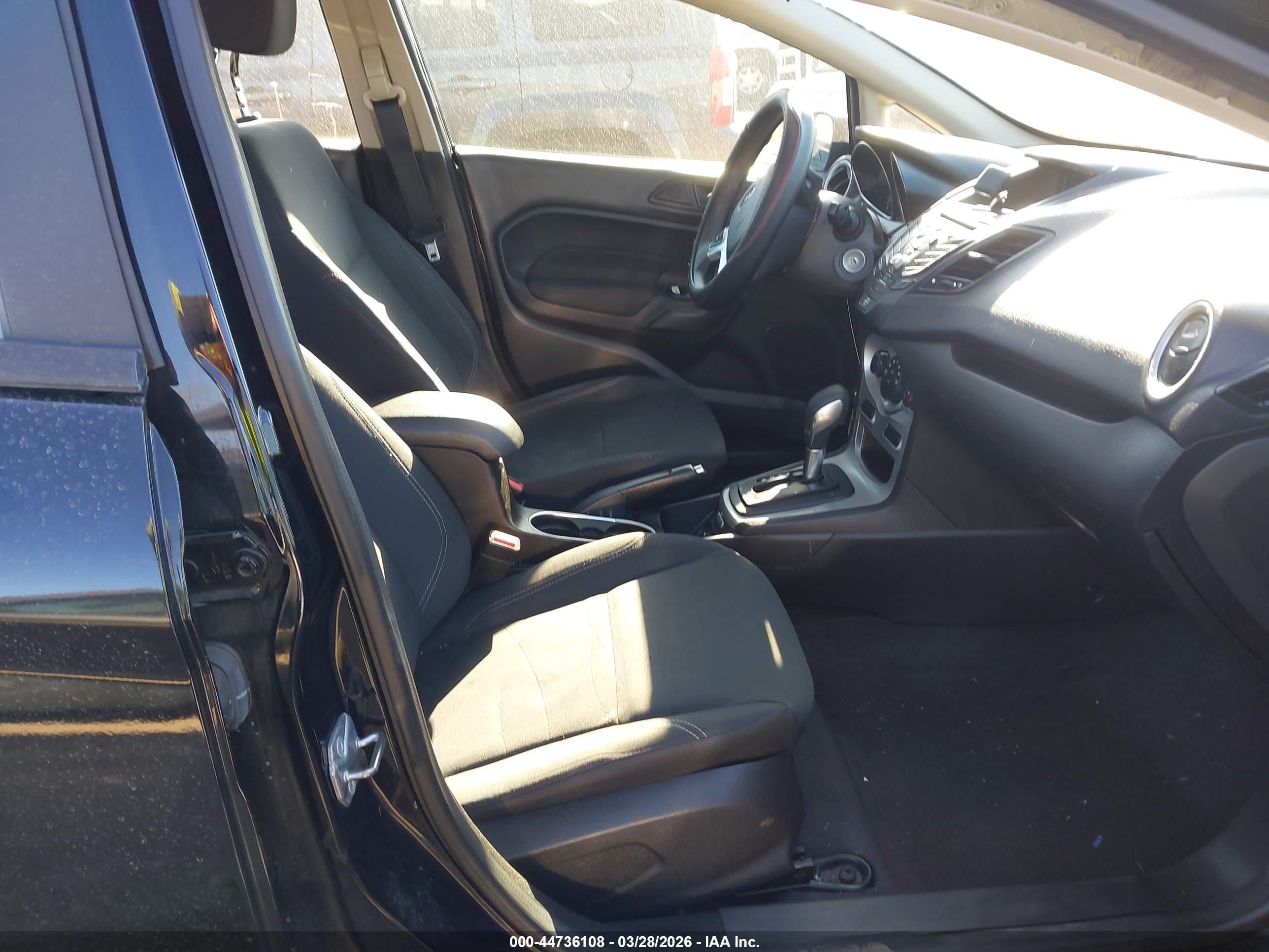 2019 Ford Fiesta Se Black vin: 3FADP4BJ5KM117203